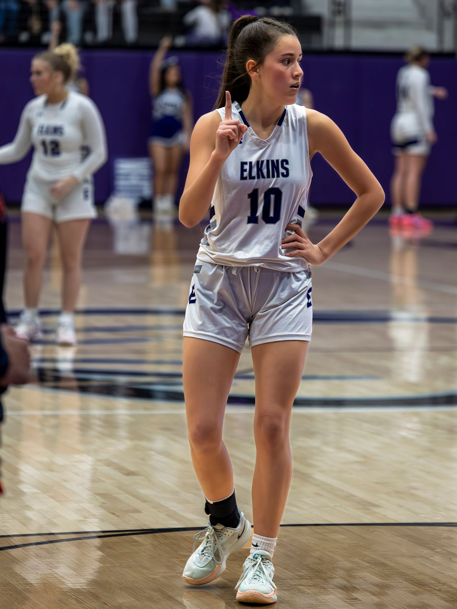 Elkins basketball player gets ready to attempt a free throw. Photo taken by Trevel Young Photography