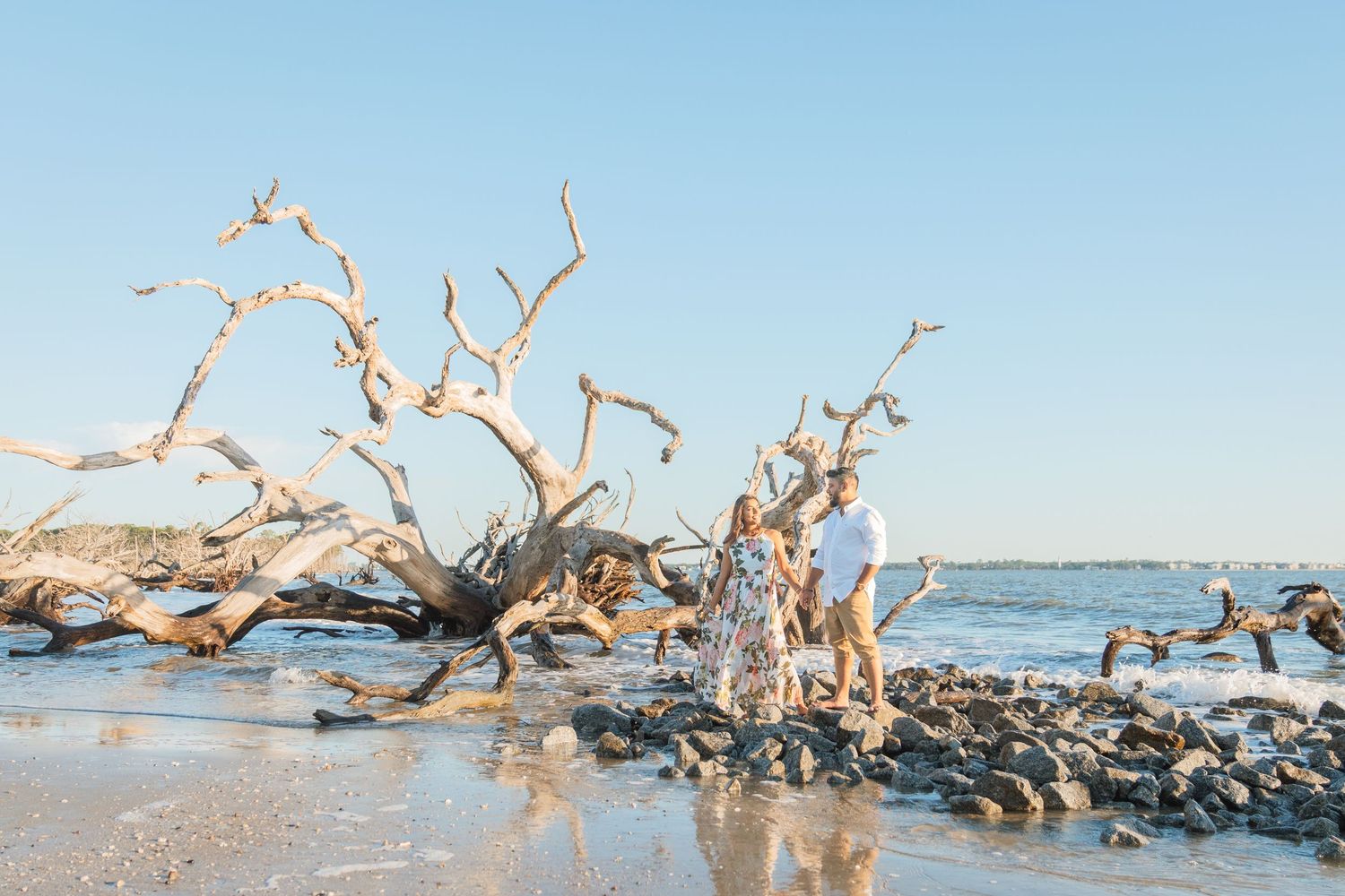 Romantic couples photography on St. Simons Island for couples celebrating an engagement, anniversary or special vacation in coastal Georgia