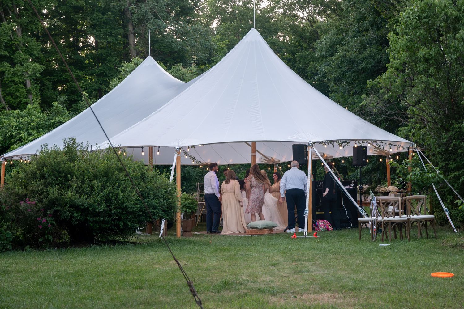 upstate new york wedding bridesmaids photography. capital region wedding. true to color photography. Documentary and candid photography