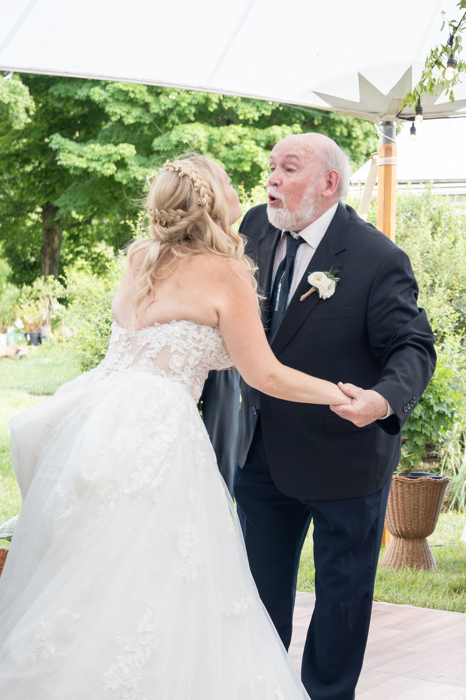 upstate new york wedding bridesmaids photography. capital region wedding. true to color photography. Documentary and candid photography