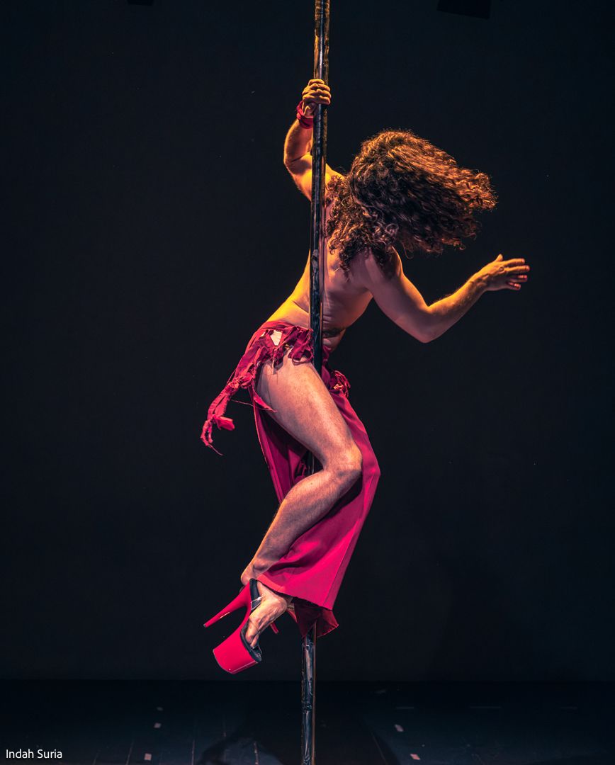 Pole dance photography of a pole dance event.