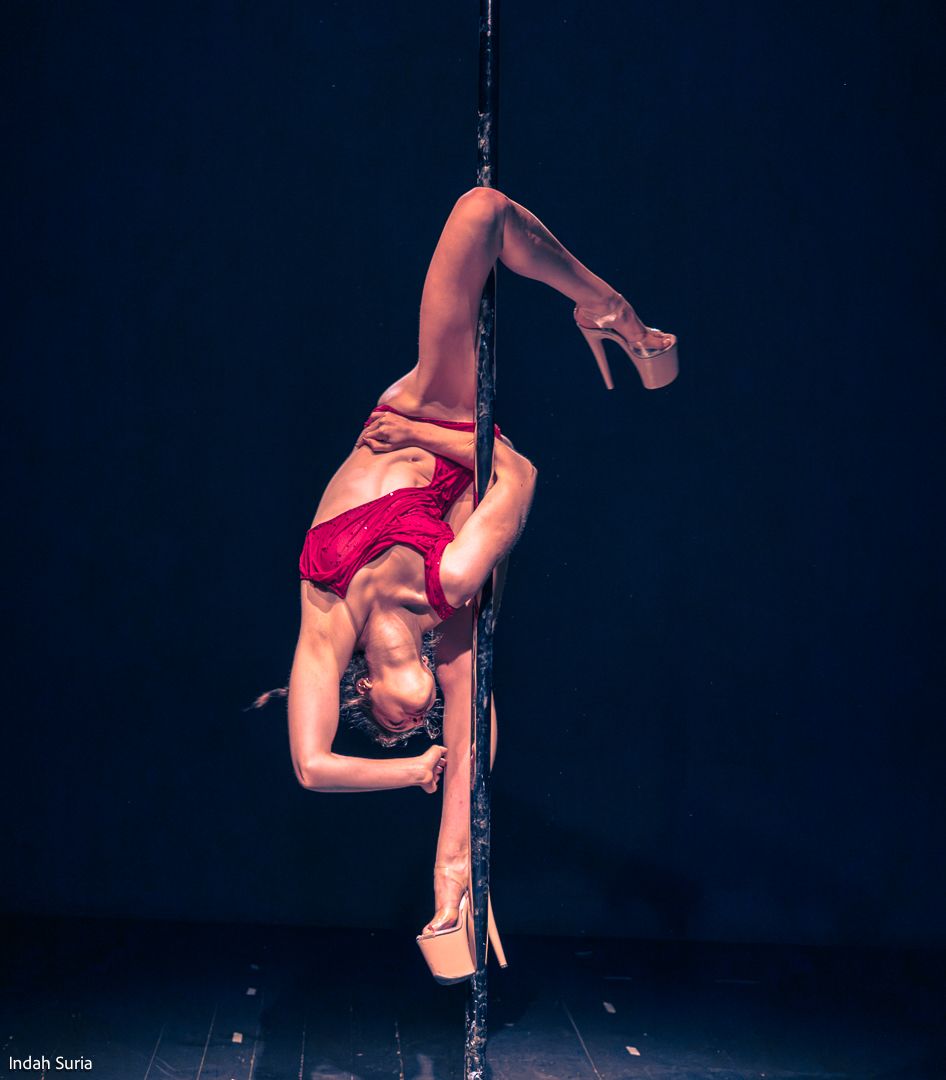 Pole dance photography of a pole dance event.
