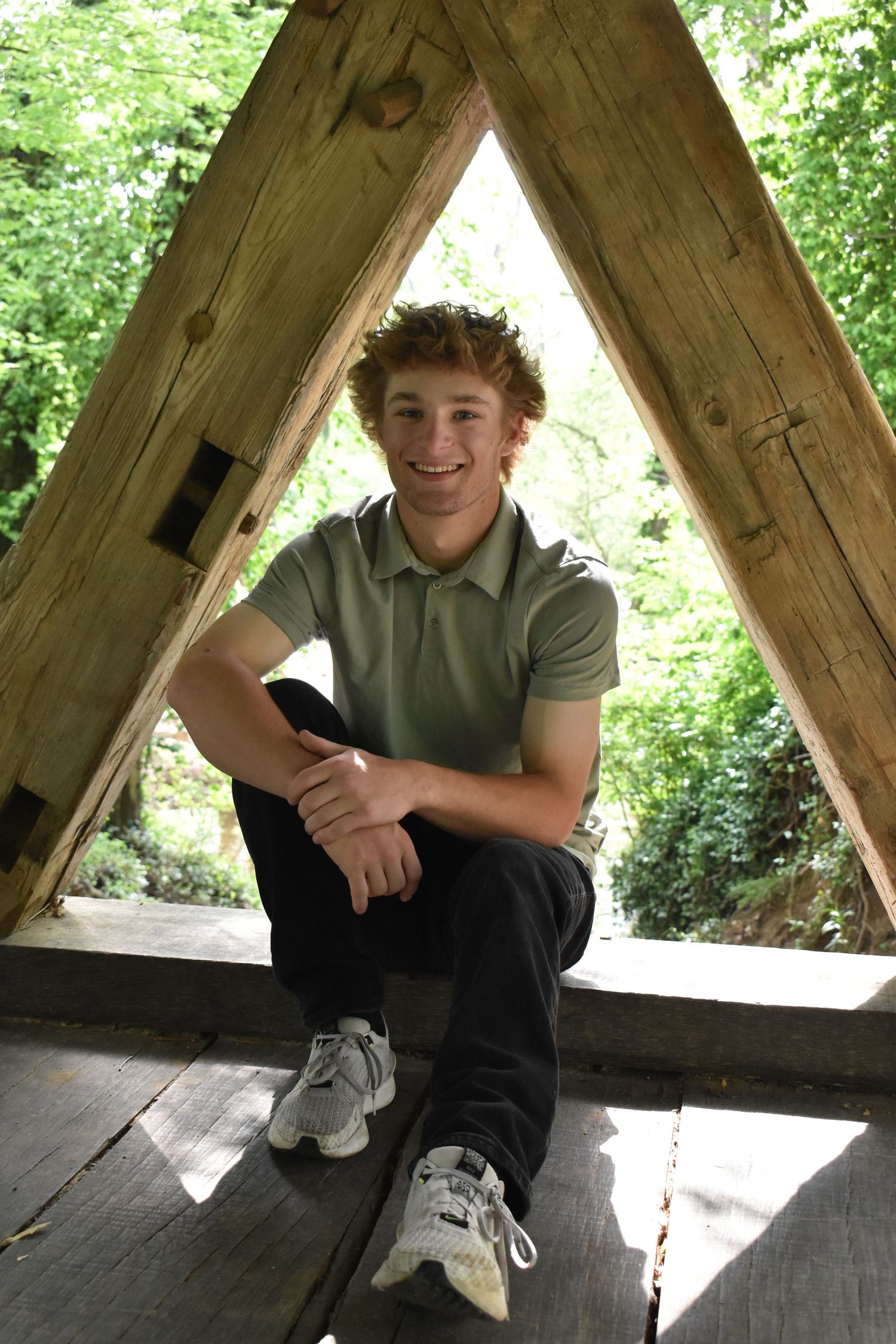 Outdoor senior pictures Ozark, MO