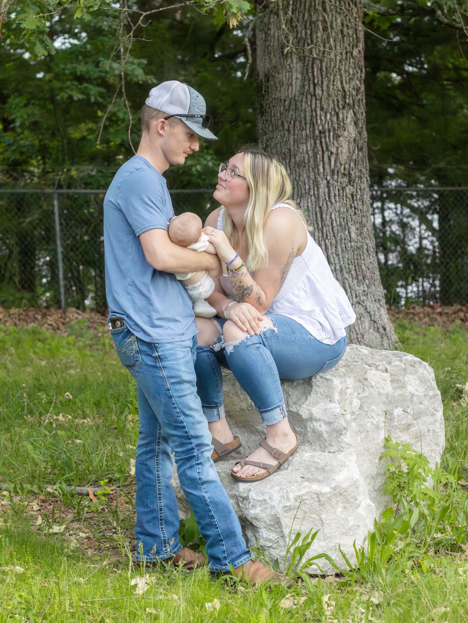 Outdoor family pictures Republic, MO