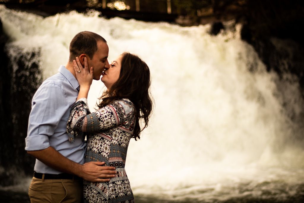 Couple session by travel photographer in natural outdoor setting