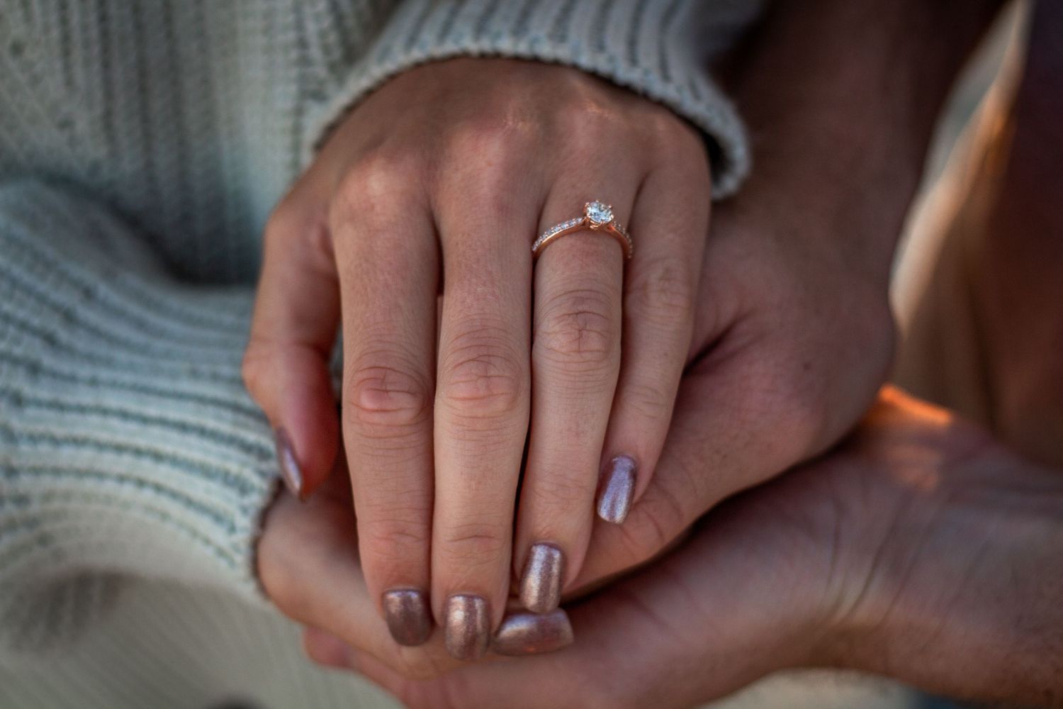 Couple session by travel photographer in natural outdoor setting