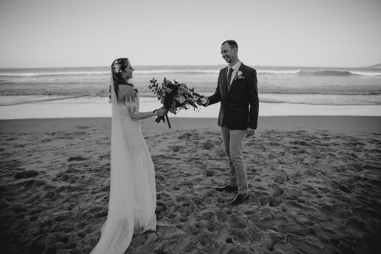 Wedding photographer in Cape Town capturing romantic couple moments