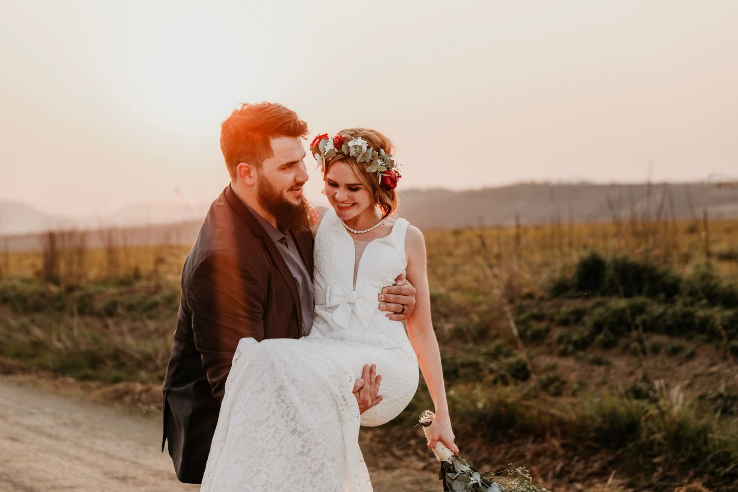 Wedding photographer in Pretoria capturing romantic ceremony moments
