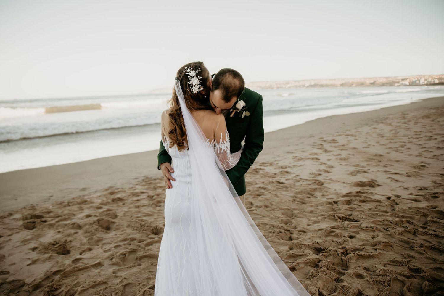 Wedding photographer in Cape Town capturing romantic couple moments