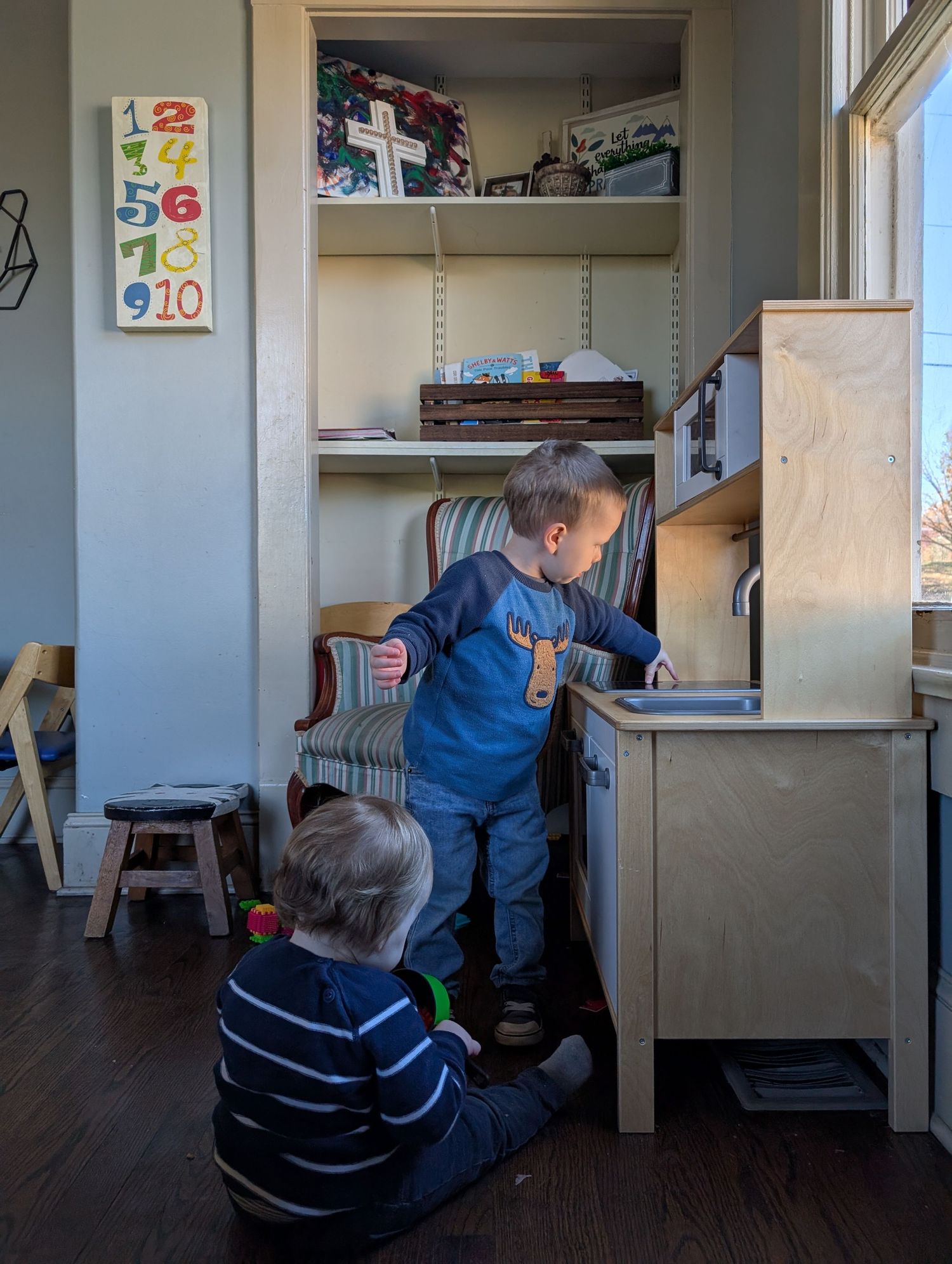 Kids playing in children's coffee shop area at Southern Grace in Maryville TN