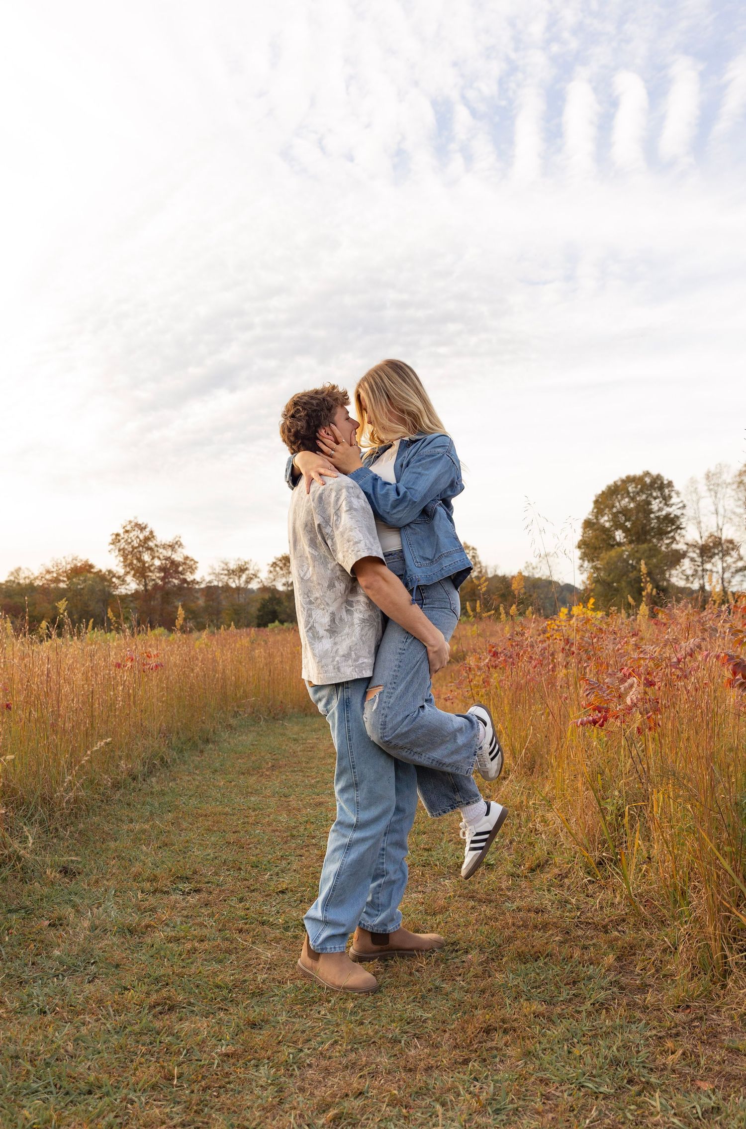 East Tennessee couples photographer candid