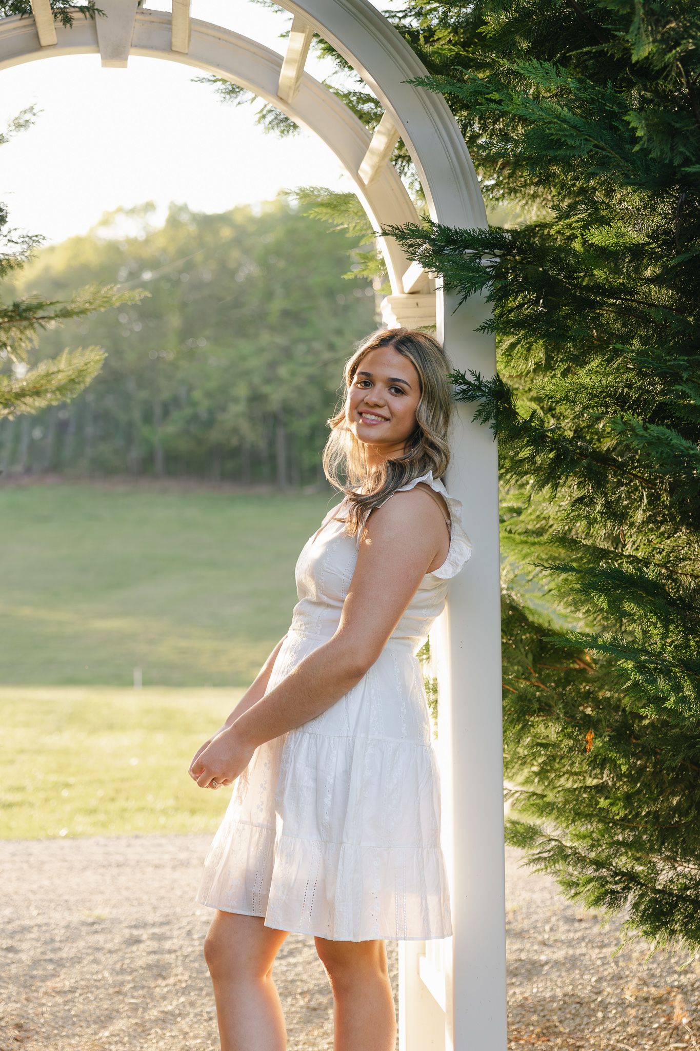 sunset lighting bright and clear senior photographer Tennessee
