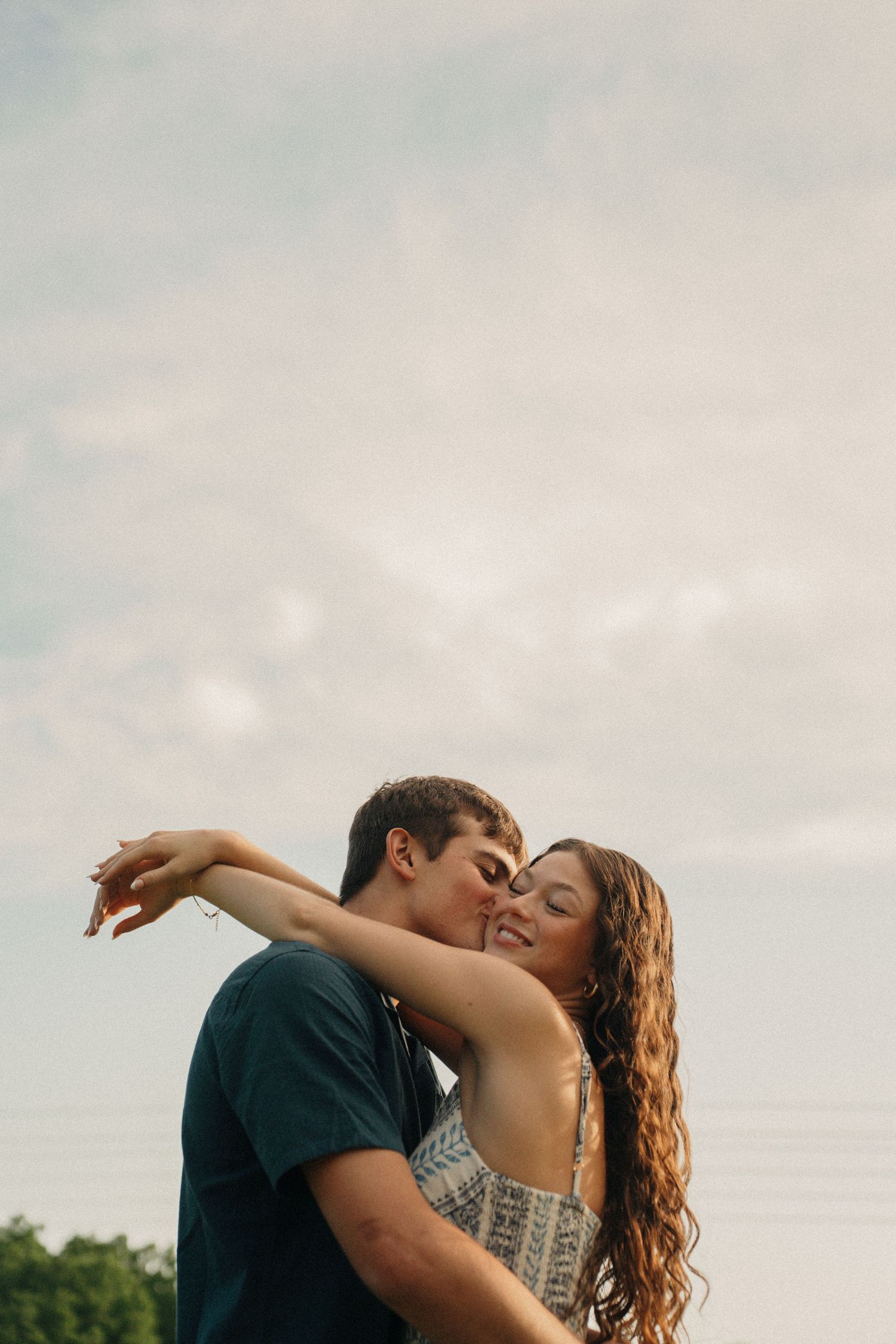 Tessa and Jack's Summer Couples Session at Crow Creek Park In Bettendorf Iowa - Iowa Photographer - Illinois Couples Photographer