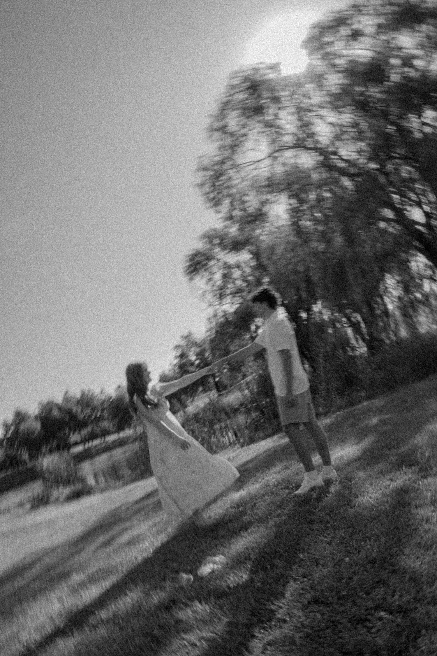 Madelynn and Isaiah - Motion blur photography - black and white