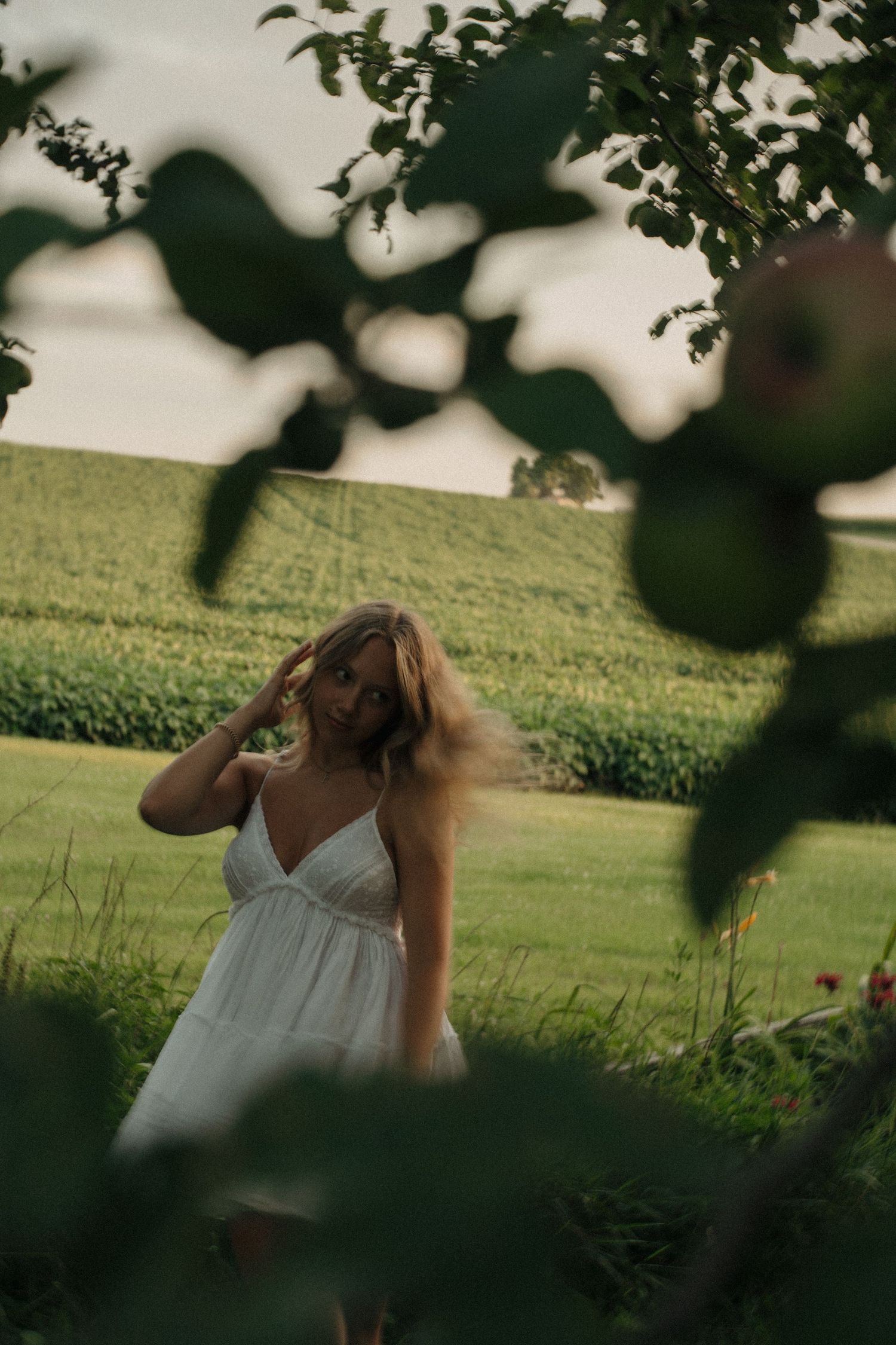 Lizy Gates at Mrs. Effies Country Flowers

PVHS Class of 2026 - Summer Senior Session 
- Riverdale, Iowa, Pleasant Valley, Iowa
