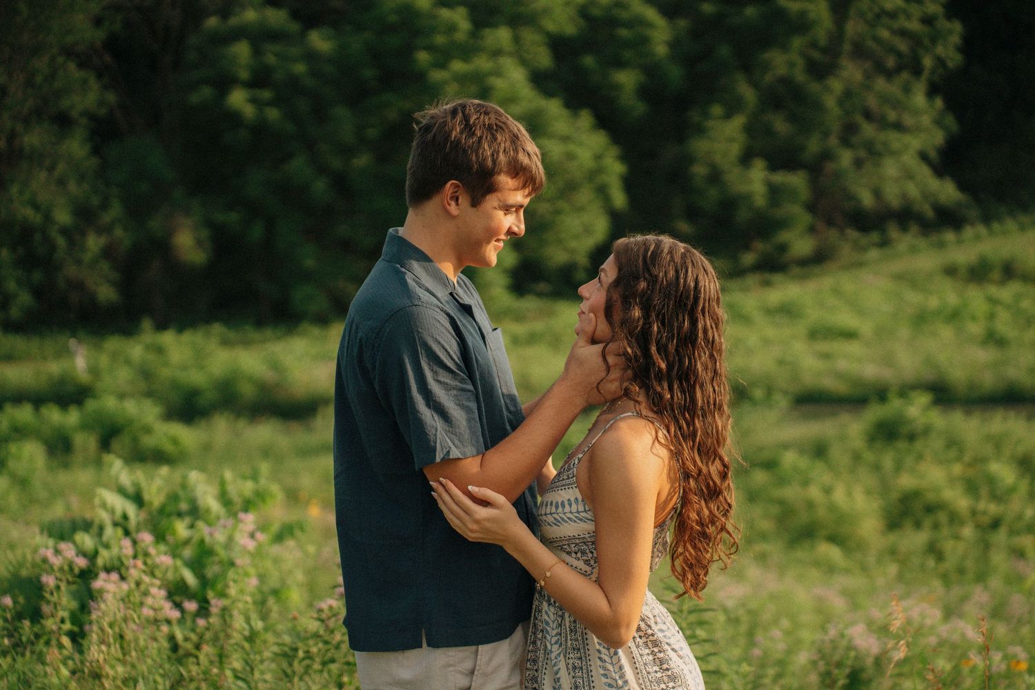 Tessa and Jack's Summer Couples Session at Crow Creek Park In Bettendorf Iowa - Iowa Photographer - Illinois Couples Photographer