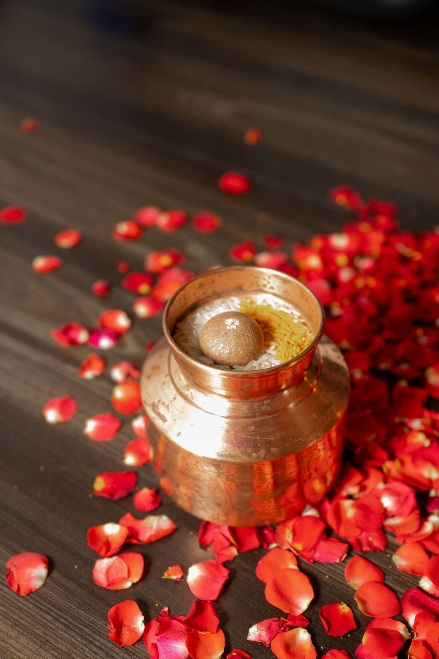 indian tradition of religious pot filled with rice