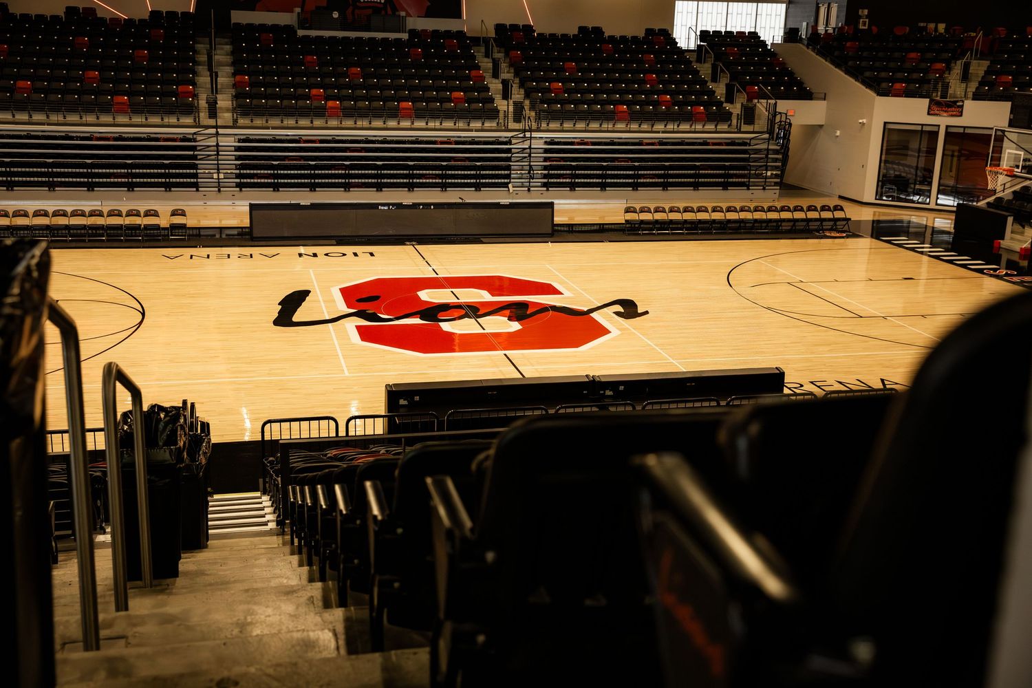 Searcy Lion High School Arena