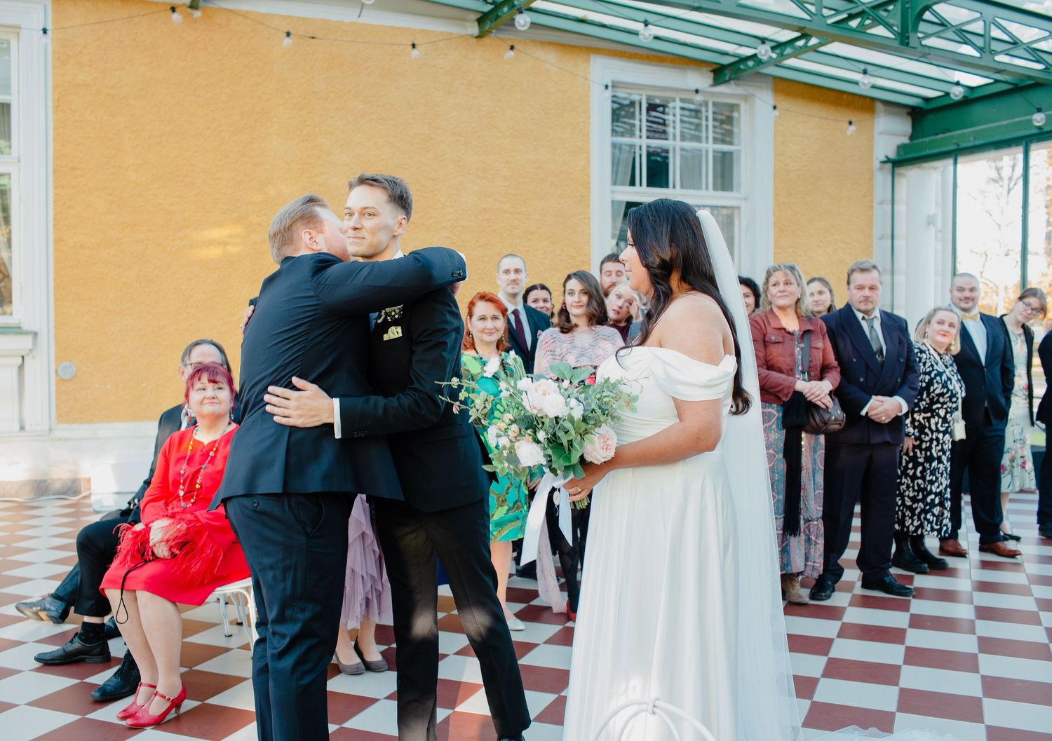 Dokumentaarinen hääkuvaus