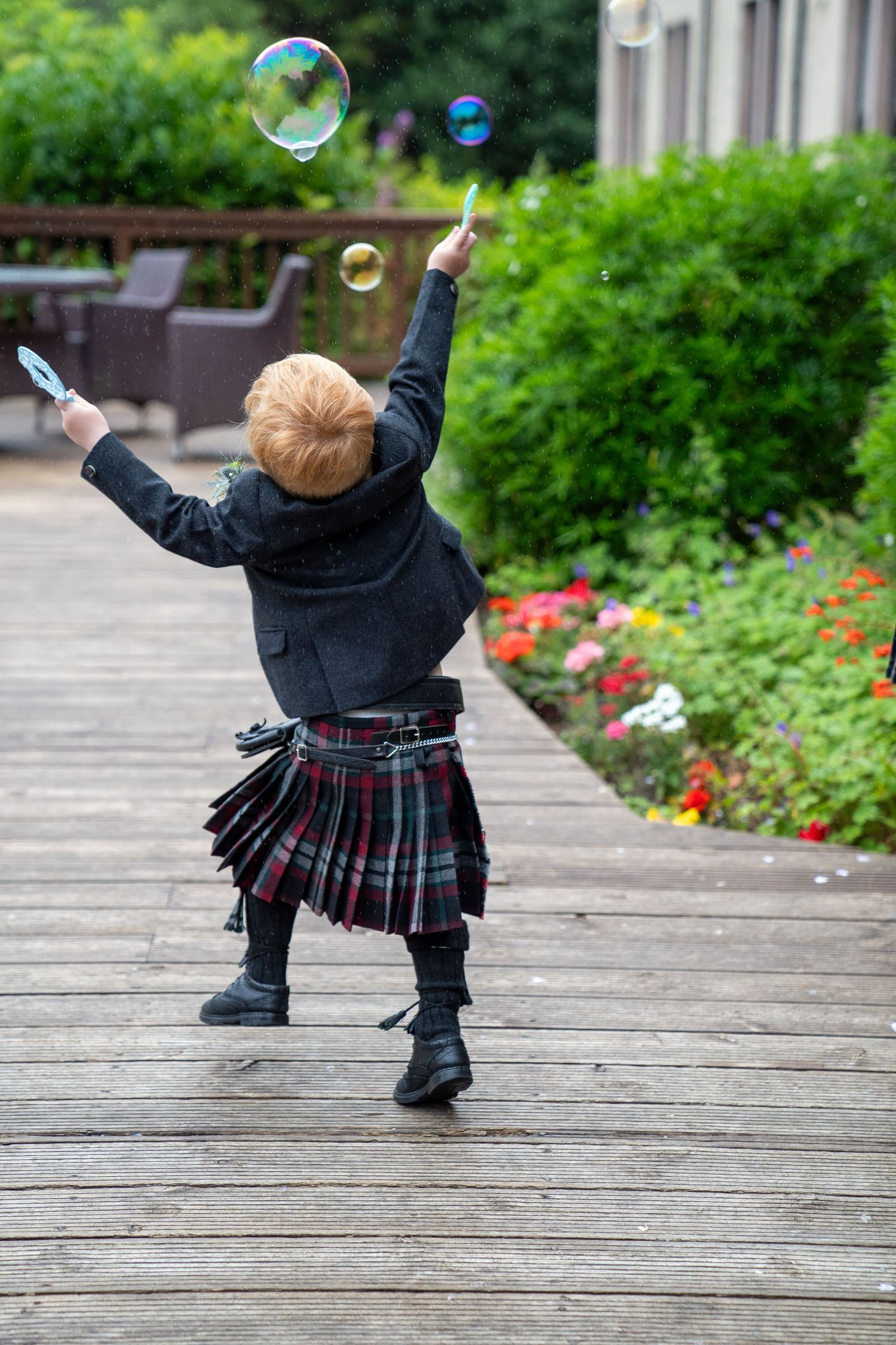 Wedding at Loch Ness Country House Hotel, Scottish Highlands