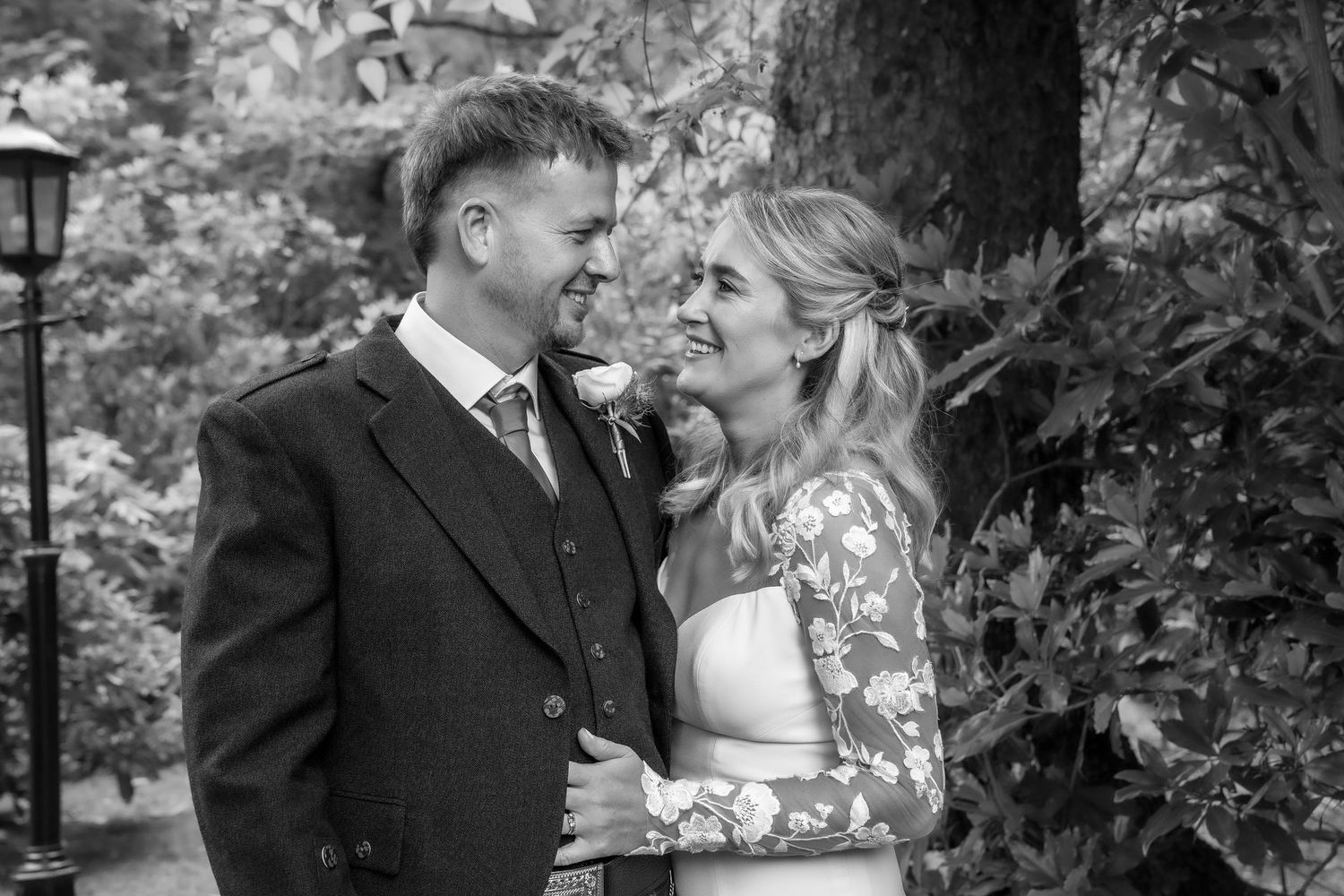 Wedding at Loch Ness Country House Hotel, Scottish Highlands