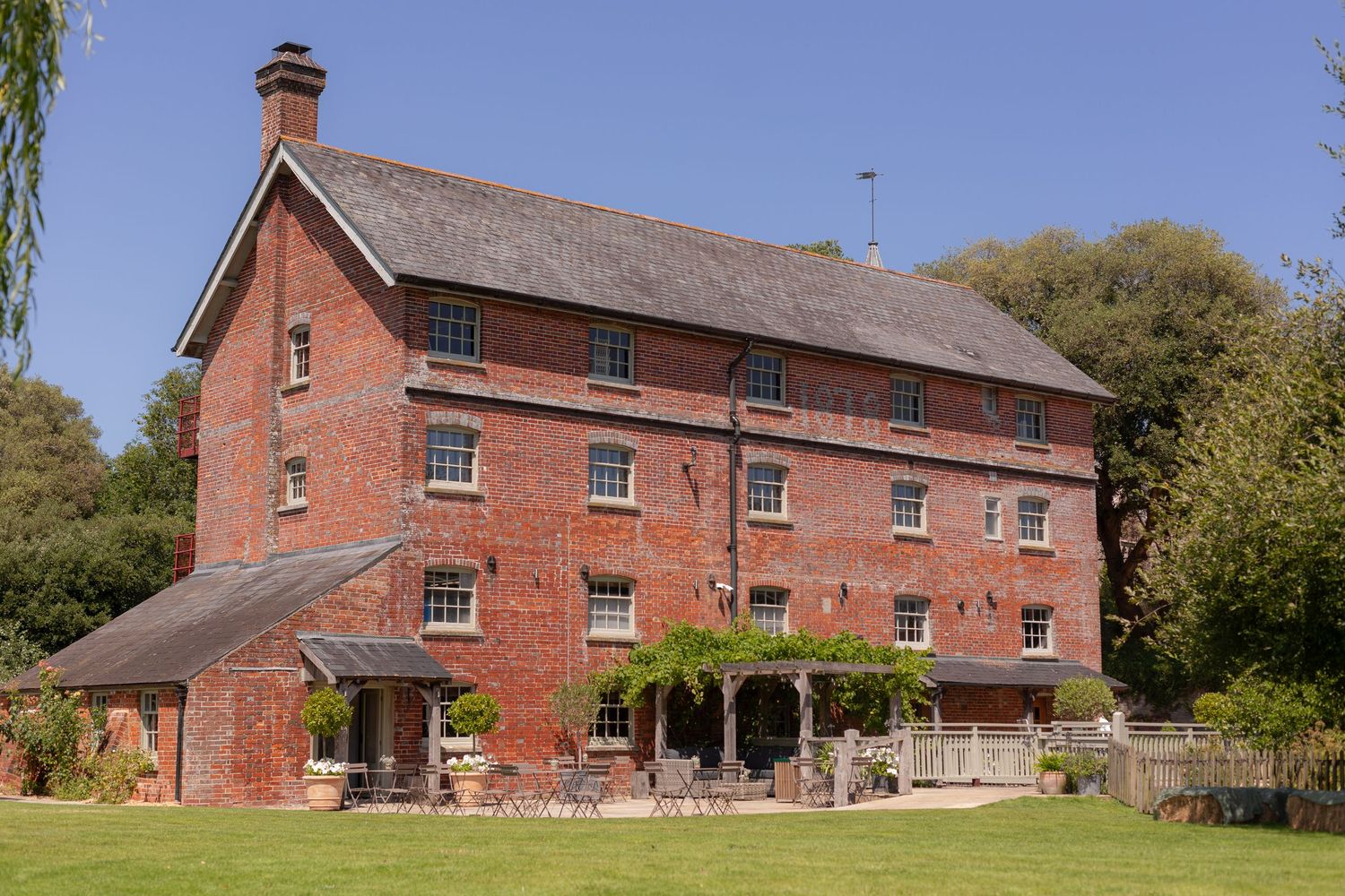 Exterior photo of Sopley Mill in Christchurch, Dorset