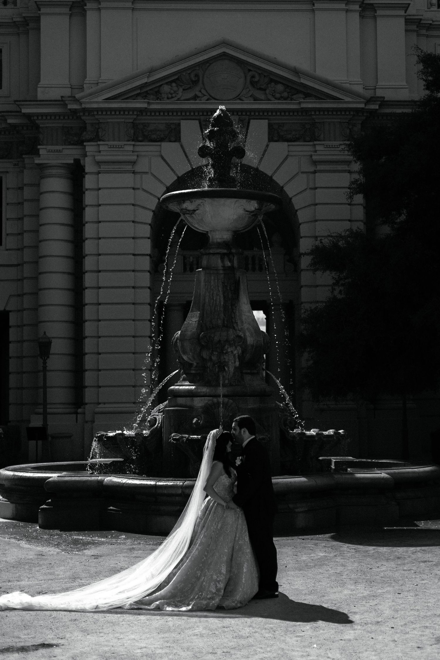 Groom’s candid reaction as bride enters — captured authentically in LA.