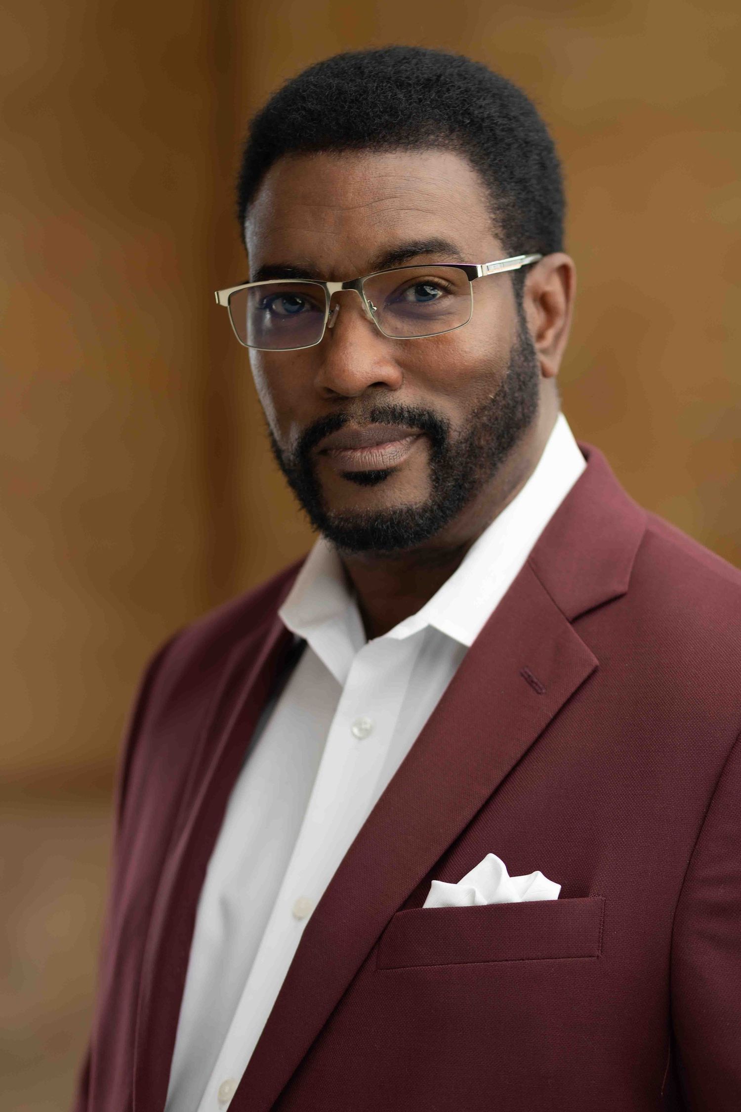 Professional Headshot Session in Los Angeles - The Headshot Maker