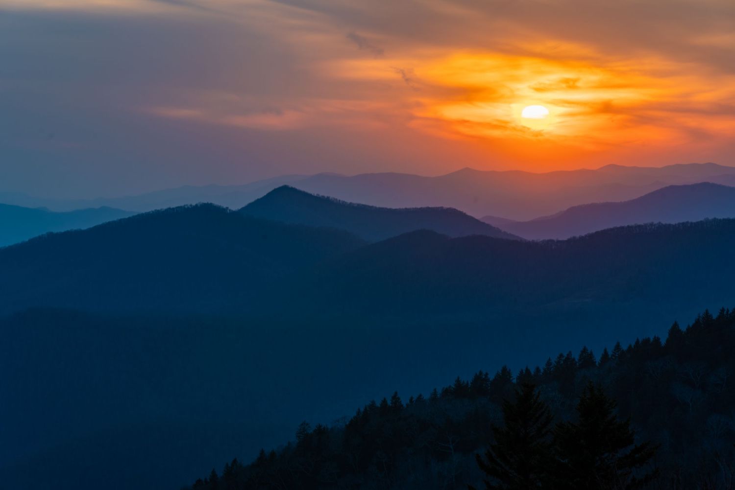 Sunset in the Smokey Mountains near Asheville, NC. Shot by Swayoptics Owner Josh Swayngim