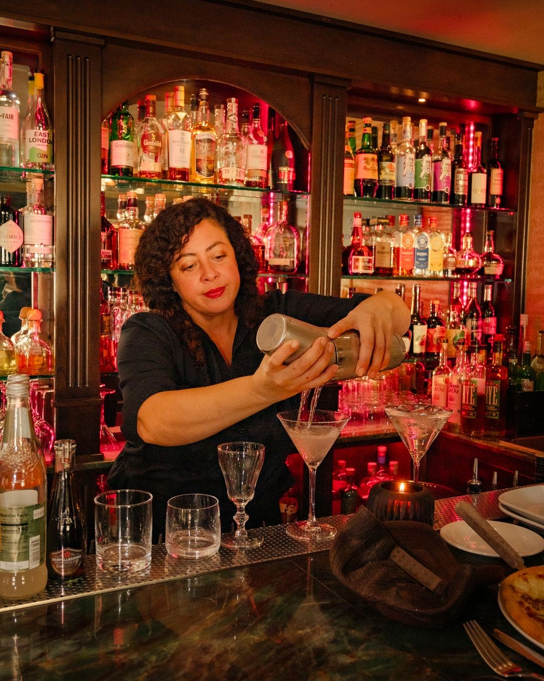 Bartender at FERRO restaurant in Idyllwild California. By California Food Photographer.