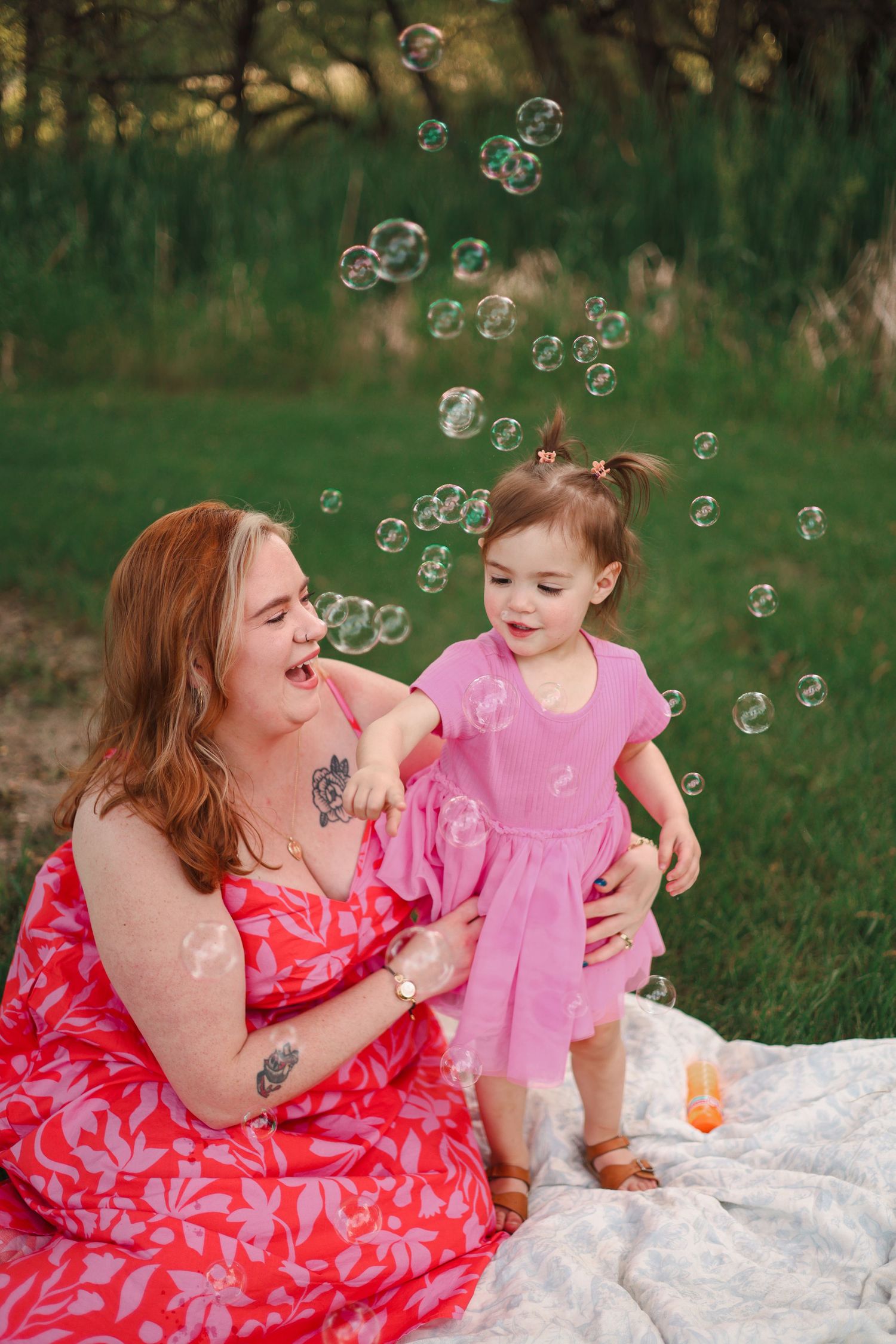 mother and daughter bubbles