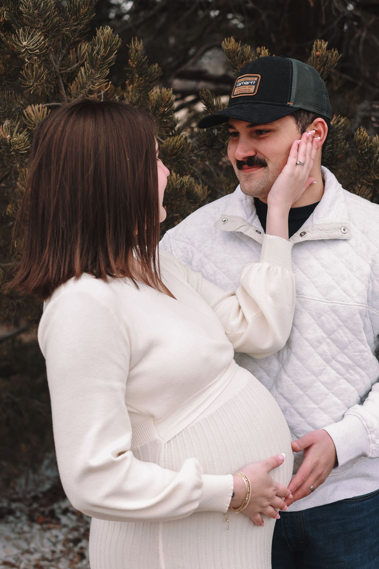 maternity mom and dad