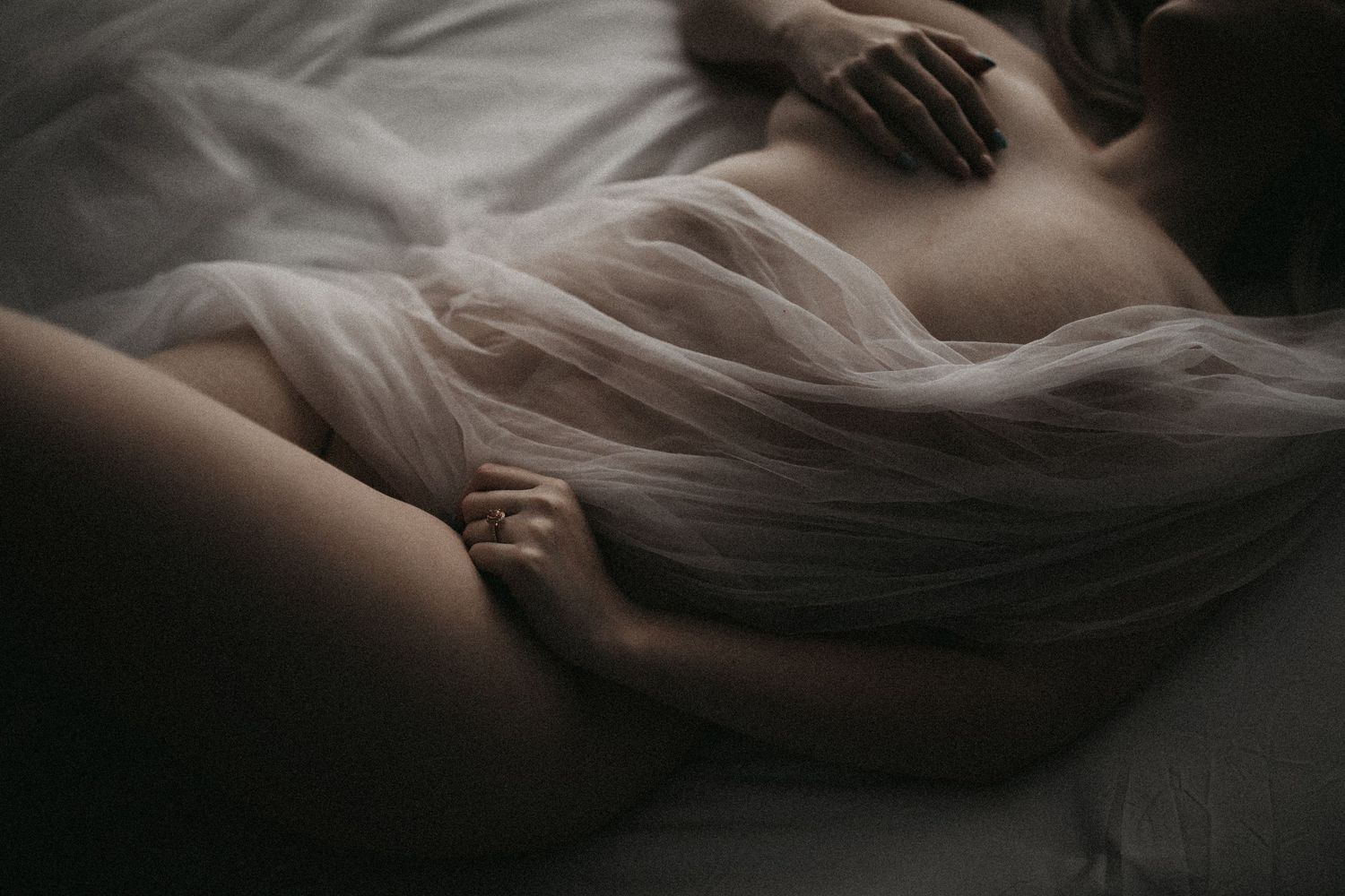 Boudoir photography near me What to expect at a boudoir shoot sheer sheet sexy lingerie bridal AZ Top Rated boudoir photographer in Arizona