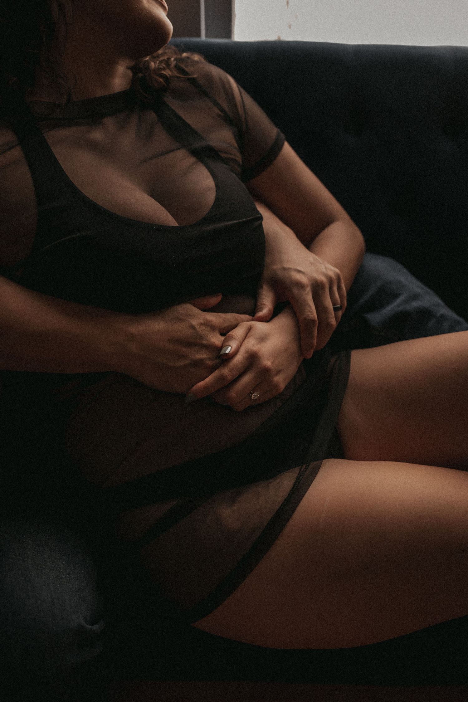 What is a couples boudoir photoshoot really like? Couples boudoir photography near Mesa that feels natural. sexy couples boudoir photography