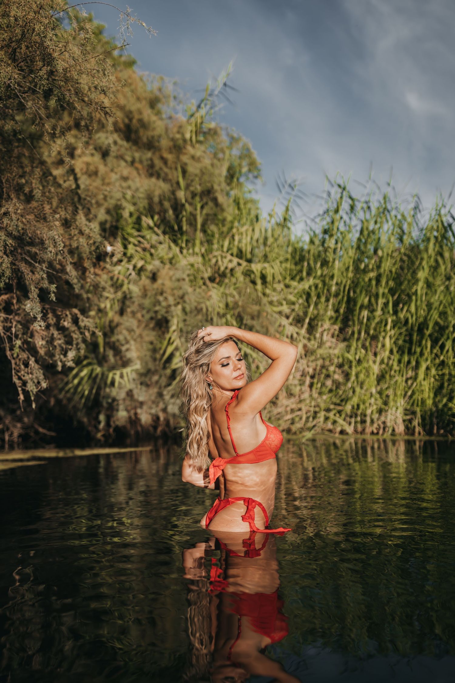 Body inclusive, empowering and celebratory boudoir photography luxury experience salt river experience top rated boudoir photographer AZ