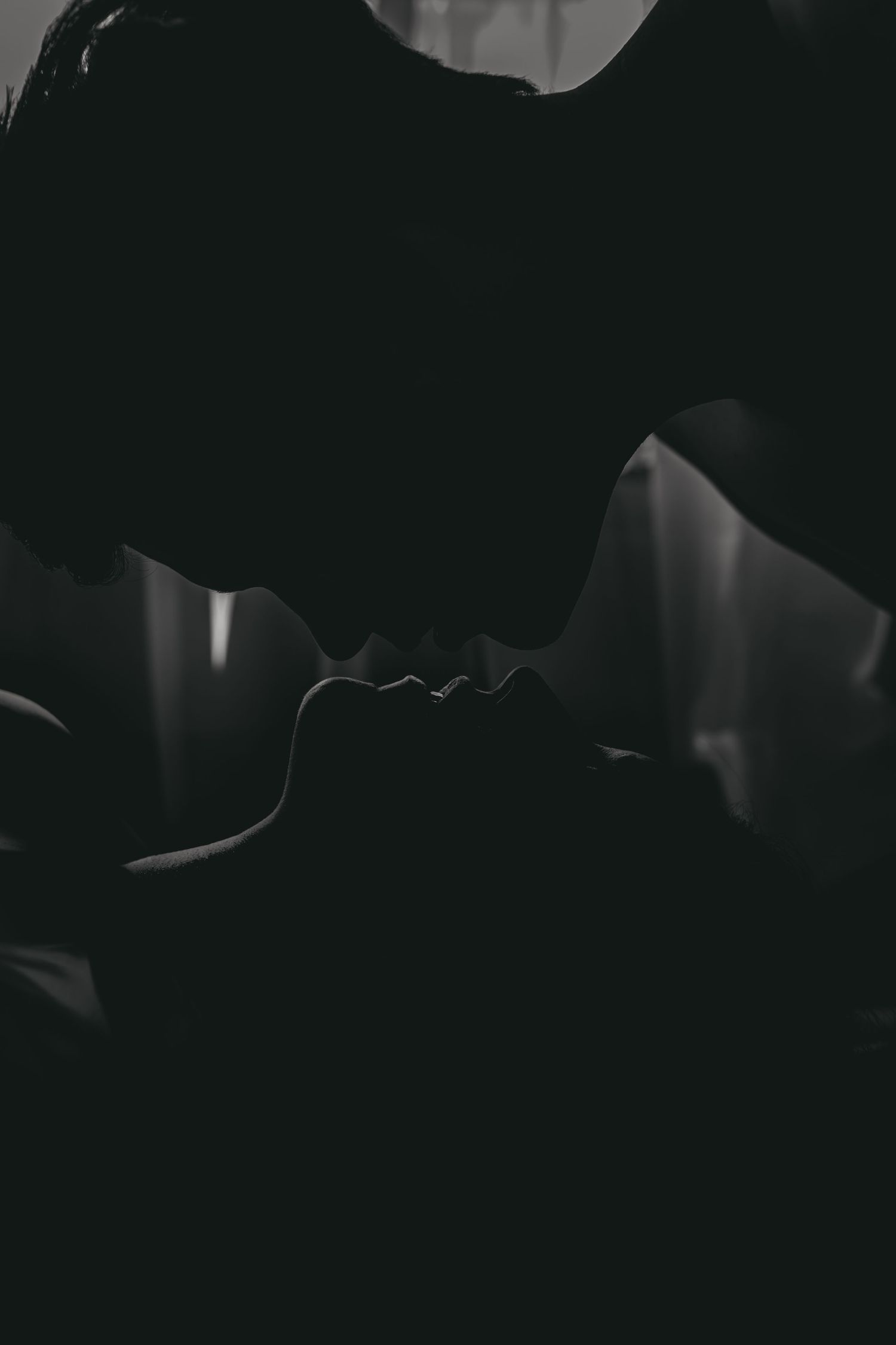 What is a couples boudoir photoshoot really like? Couples boudoir photography near Mesa that feels natural. sexy couples boudoir photography