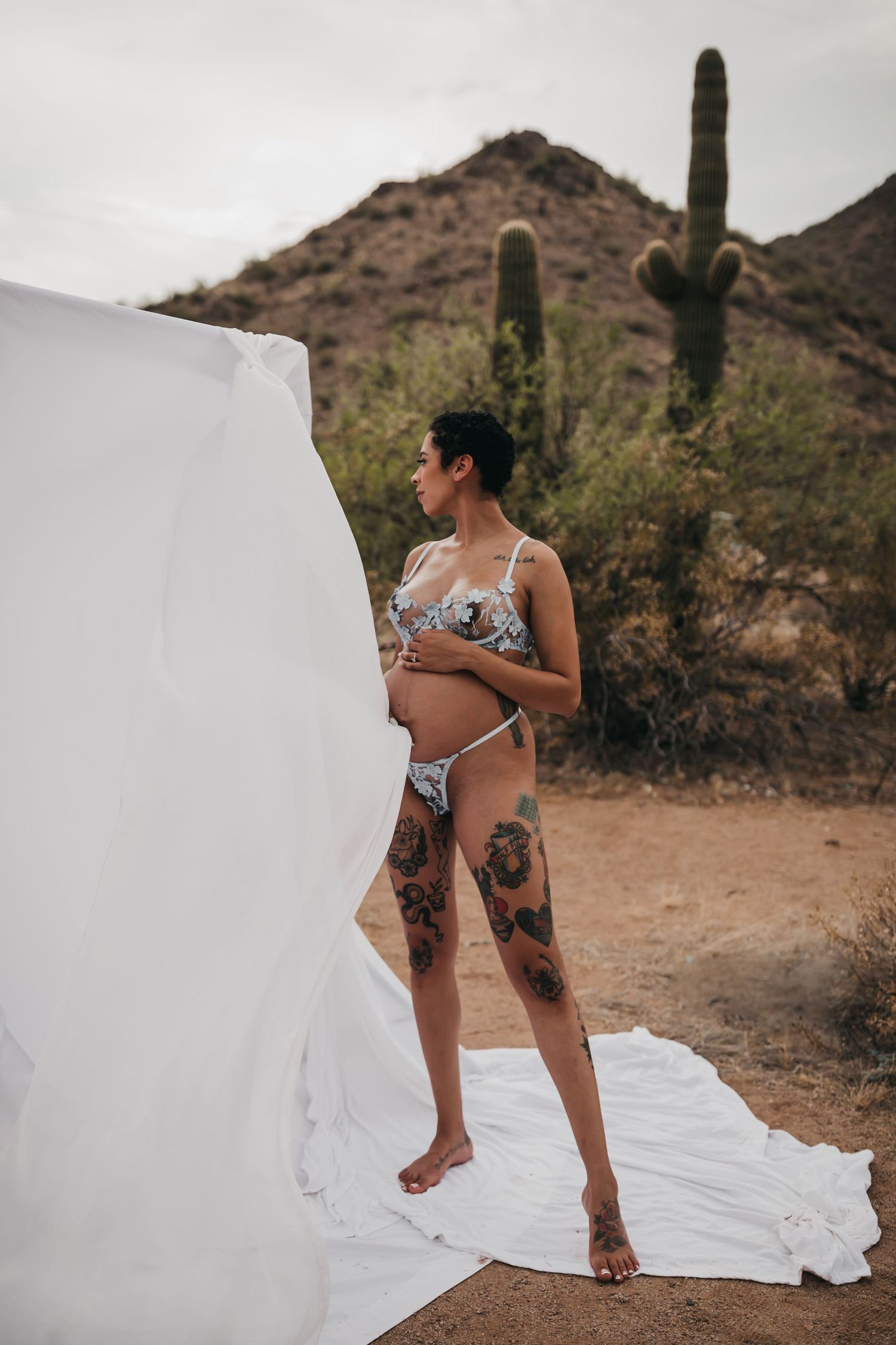 Boudoir photography Mesa AZ Empowerment Body positive boudoir No Photoshop Natural boudoir photography Mesa Arizona Self-love Maternity AZ