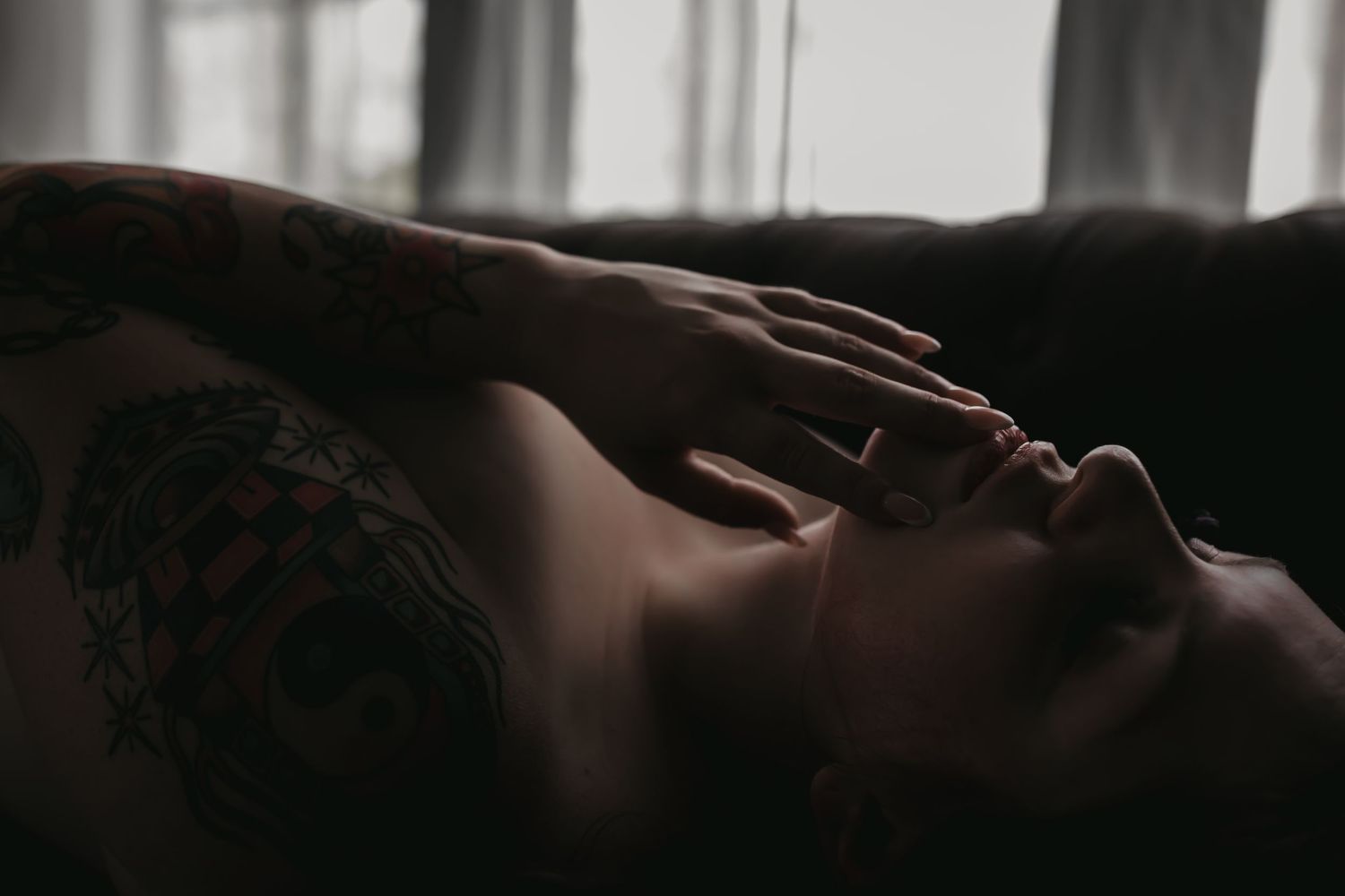 nudity self love boudoir photography arizona Body inclusive empowering top rated luxury deluxe high end top rated experience AZ Arizona