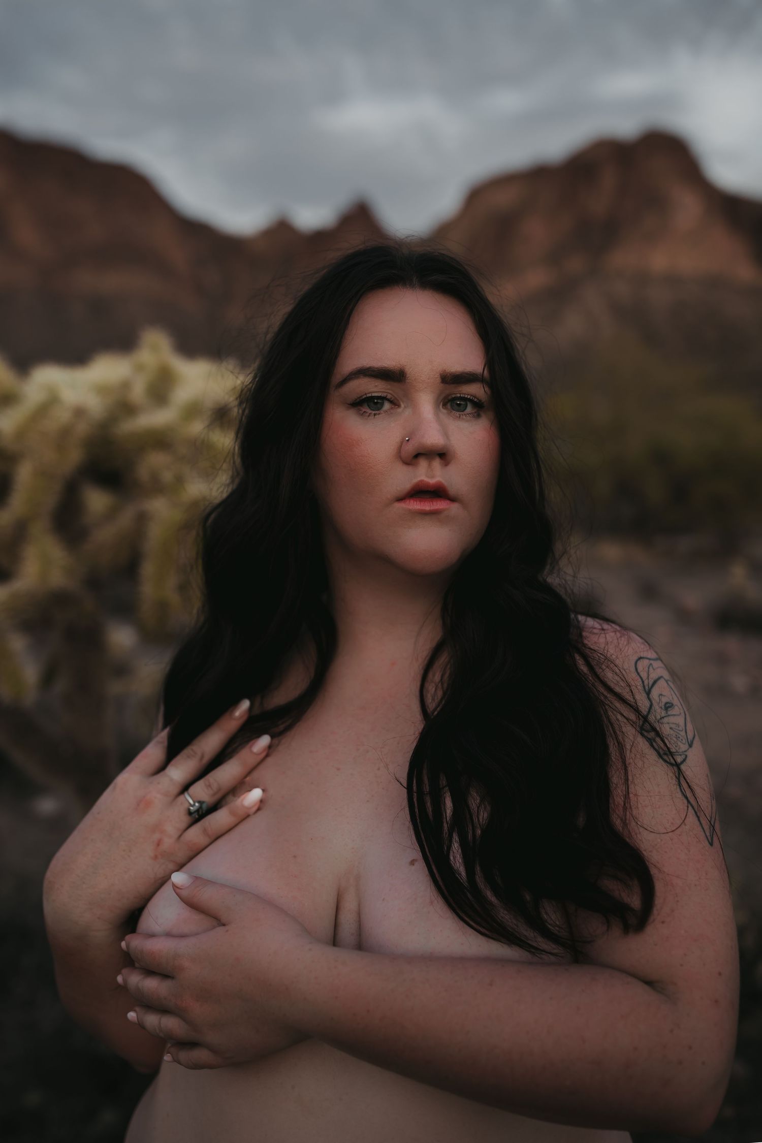 Top rated boudoir photographer Tempe Scottsdale Mesa Gilbert Phoenix Glendale Peoria Queen Creek San Tan Paradise Valley sexy luxury AZ