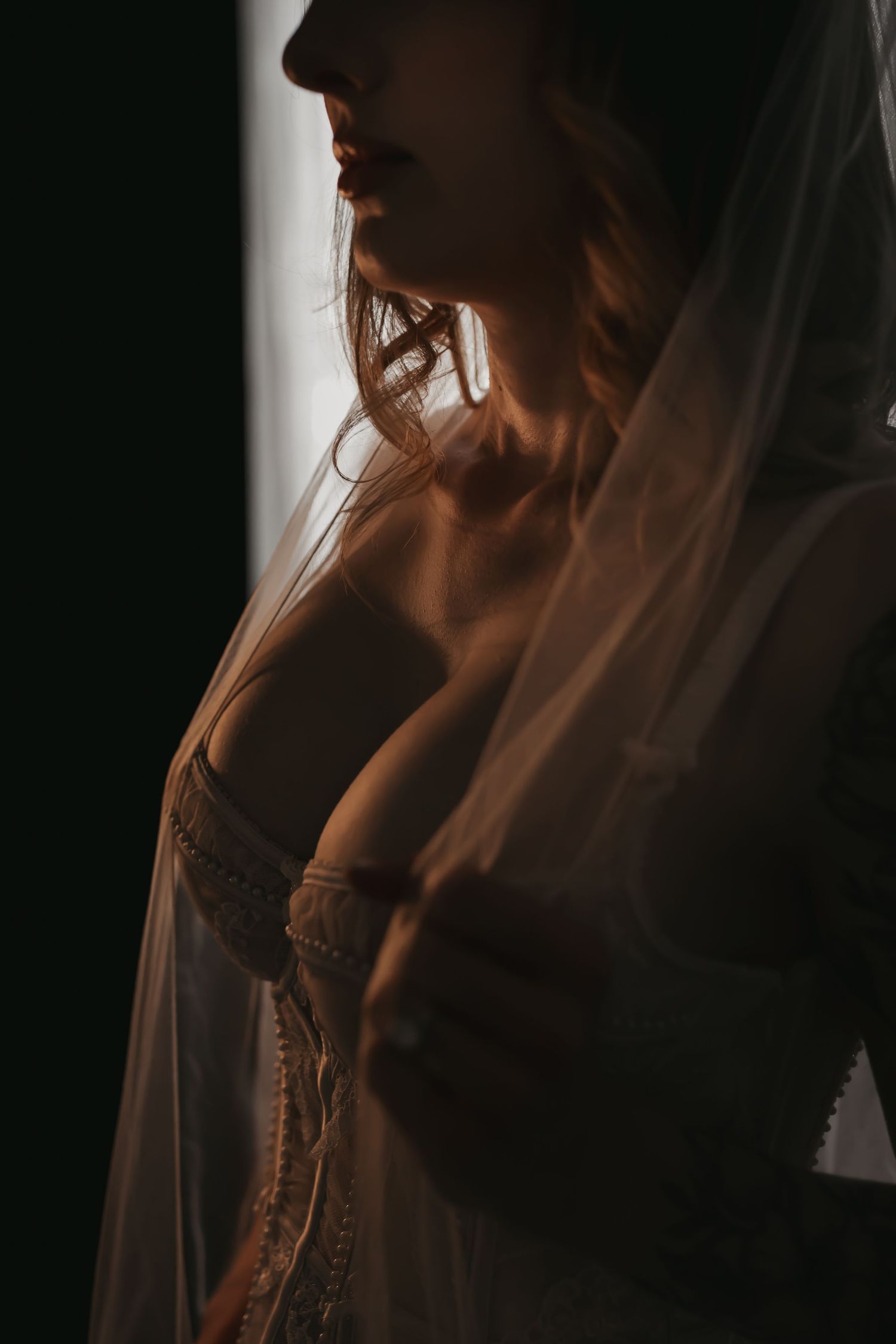 Boudoir photography near me What to expect at a boudoir shoot sheer sheet sexy lingerie bridal AZ Top Rated boudoir photographer in Arizona
