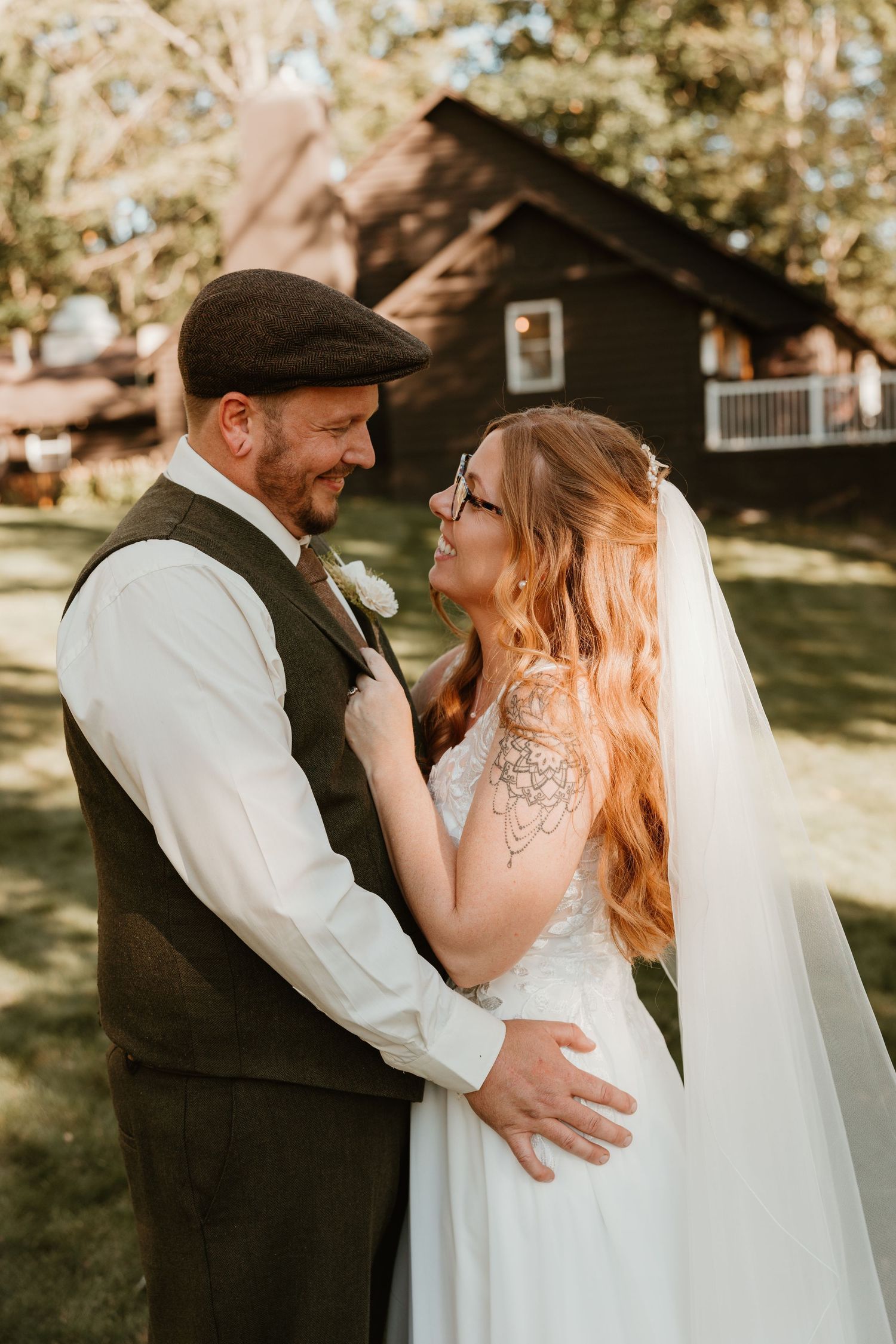 Michigan wedding photographer, Mid-Michigan wedding, Candid, Documentary, lifestyle, family, travel, photography, couples, venue, emotional