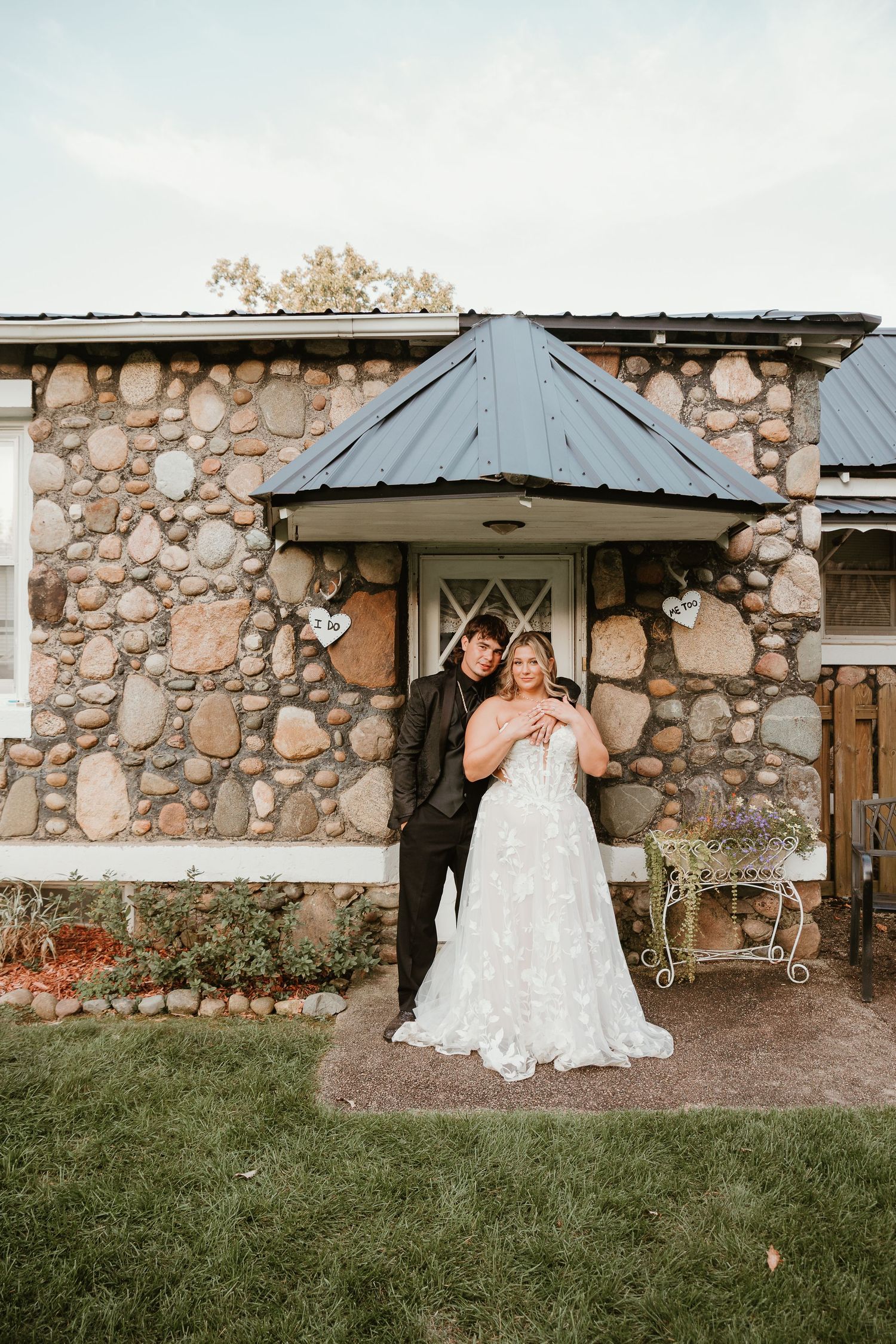 Michigan wedding photographer, Mid-Michigan wedding, Candid, Documentary, lifestyle, family, travel, photography, couples, venue, emotional