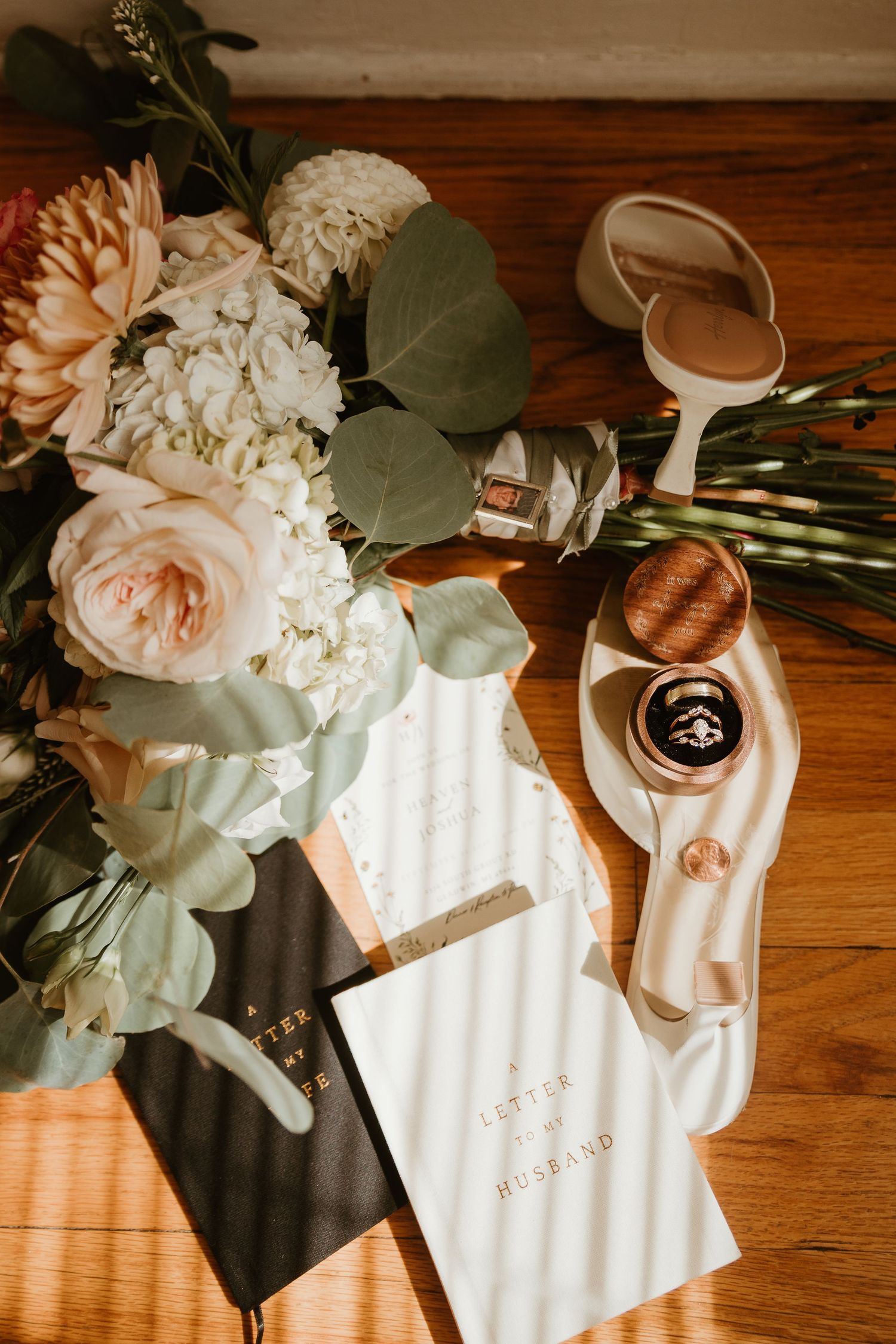 Michigan wedding photographer, Mid-Michigan wedding, Candid, Documentary, lifestyle, family, travel, photography, couples, venue, emotional