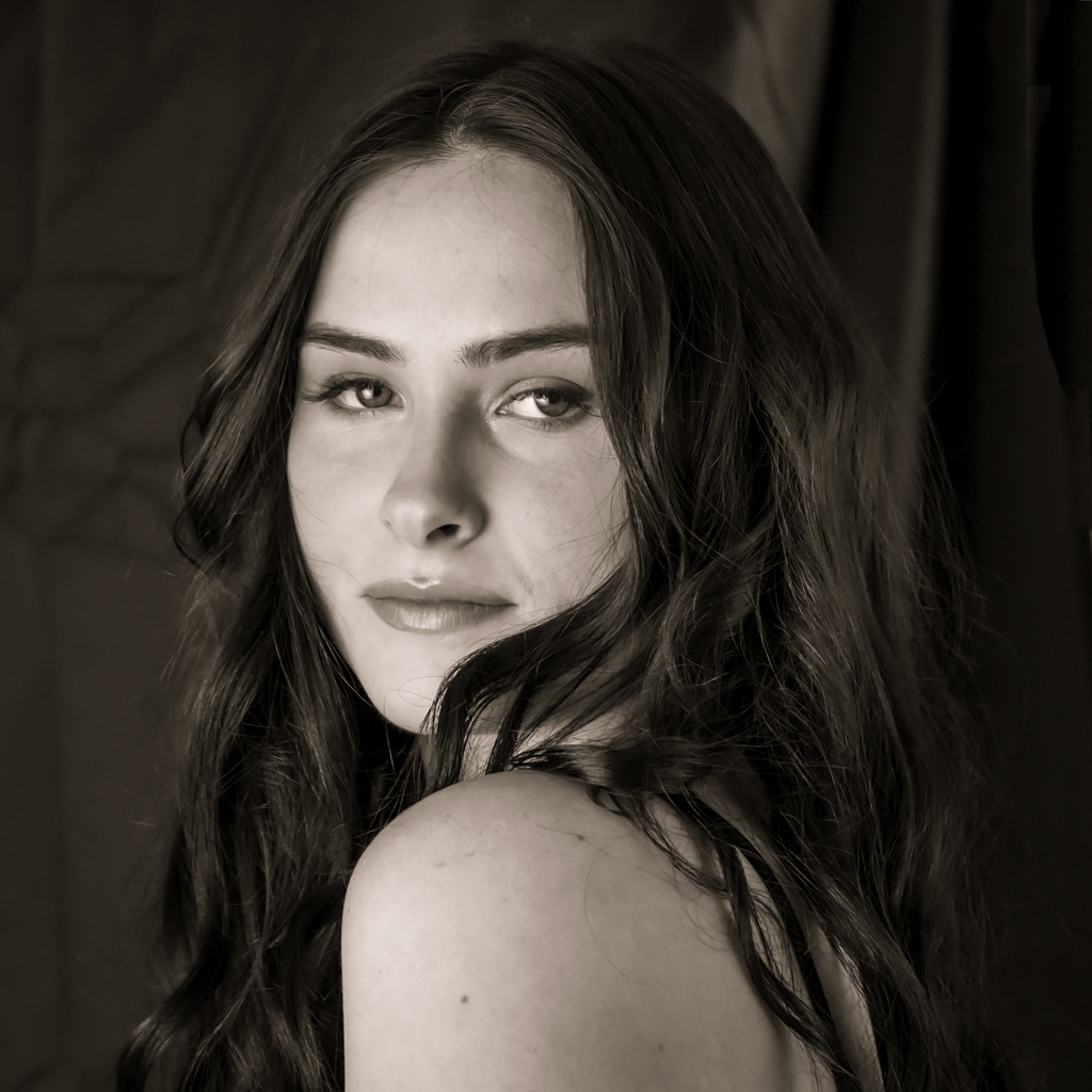 Model portfolio for a girl with a dream