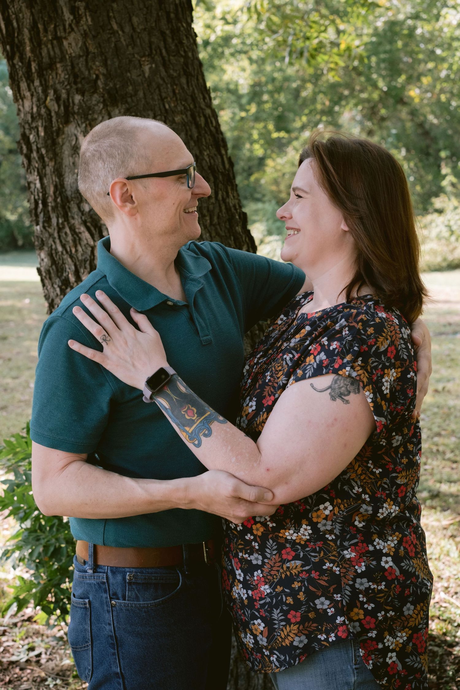 A couple posing at Trinity Park in Fort Worth, TX