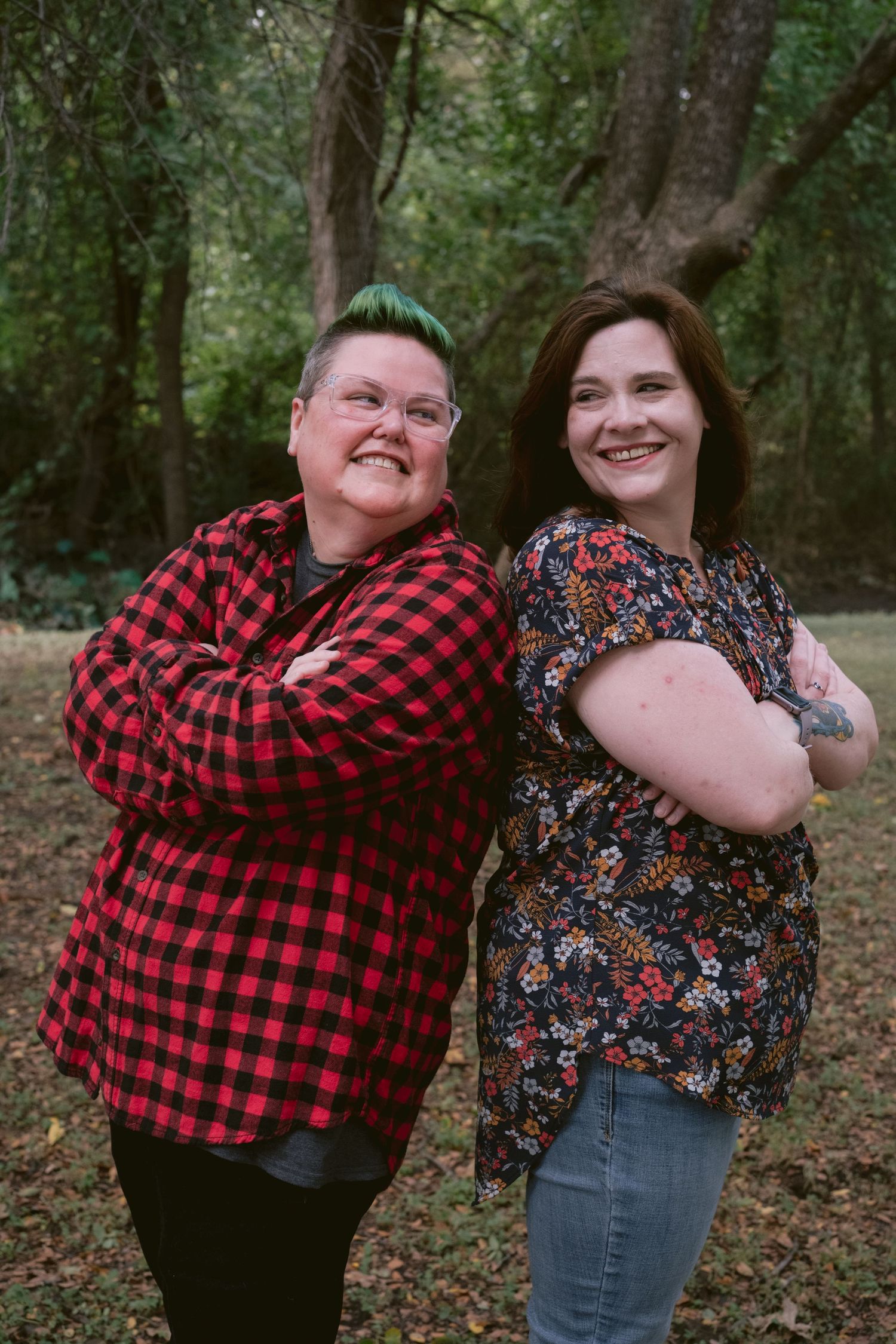 Two sisters posing in a park in Fort Worth, TX