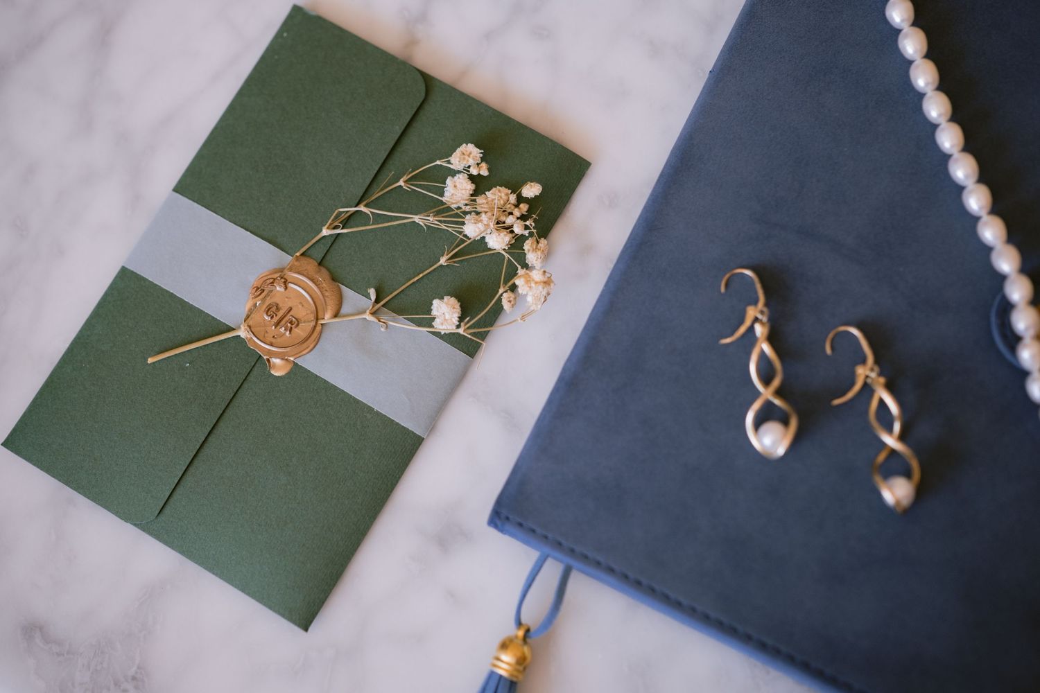 Bridal details for a wedding in Colorado