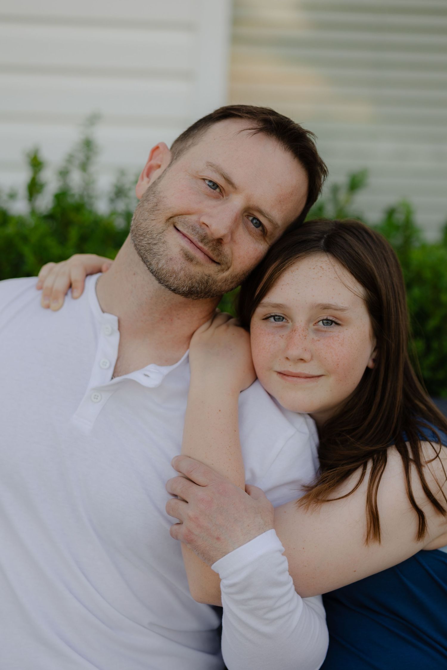 Midwest portrait session with soft, warm tones
