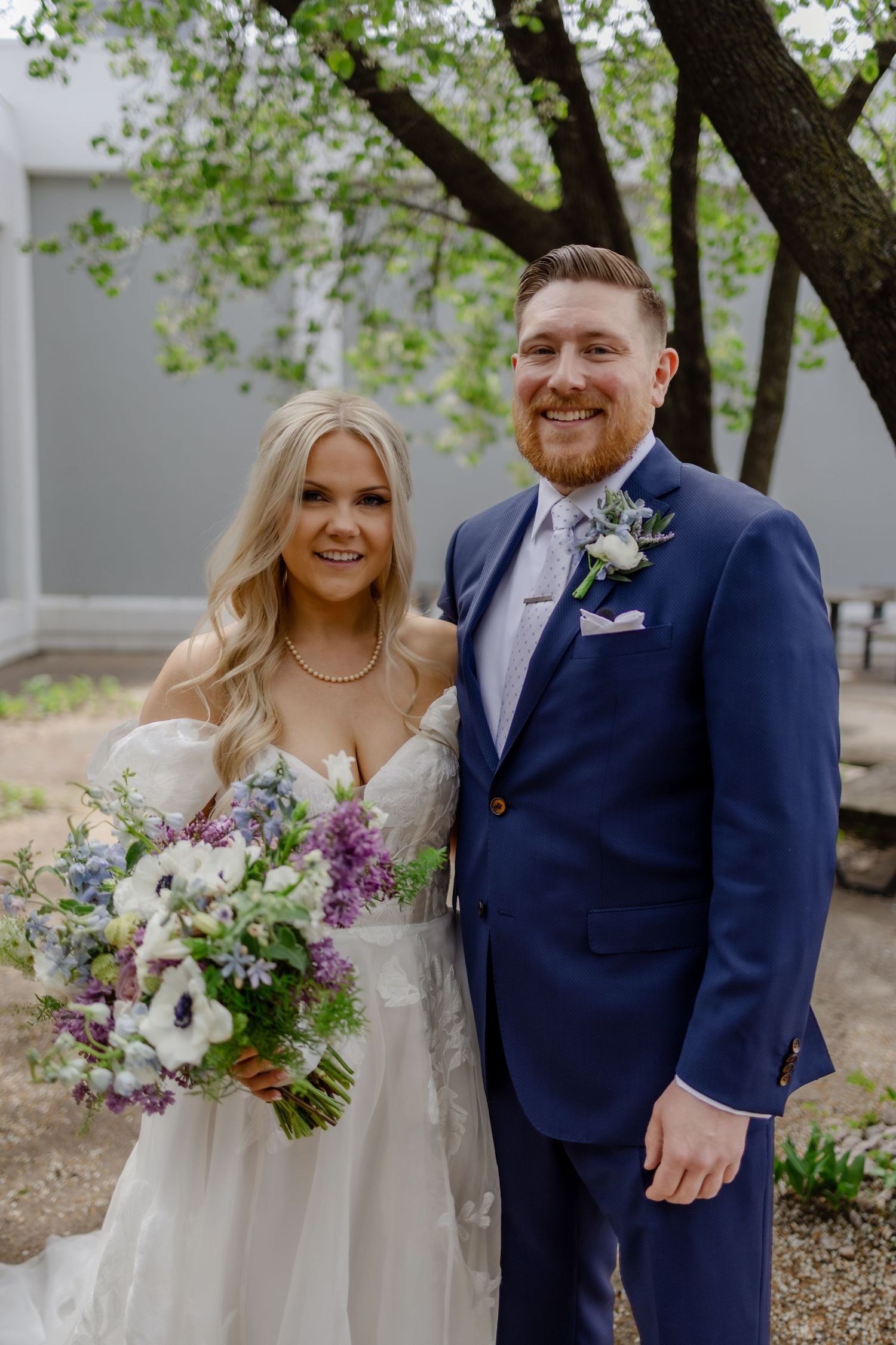 King of King Lutheran Church Bride and Groom Portrait. Omaha Nebraska.