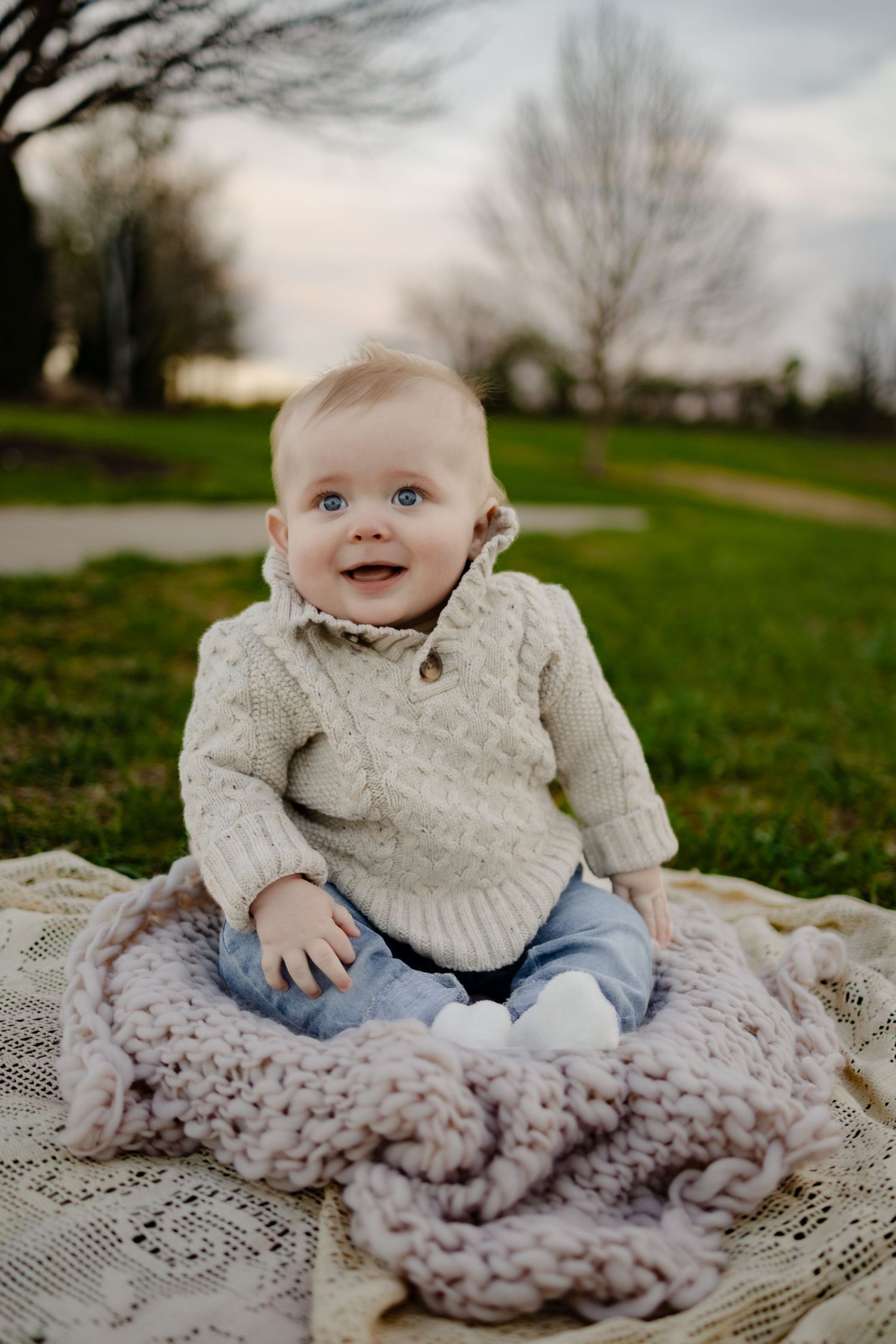 Omaha Nebraska family session at Oppd arboretum during sunrise